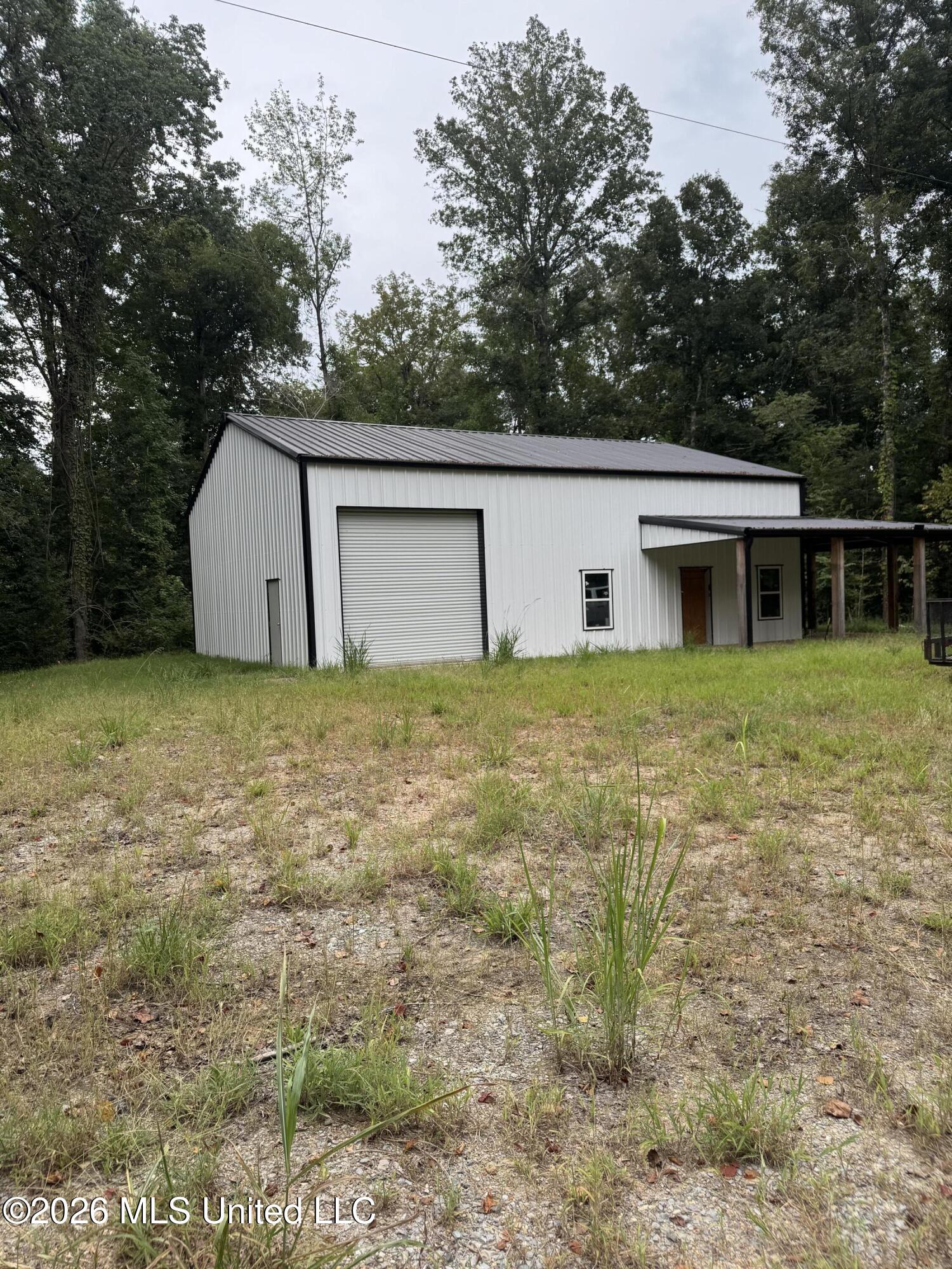 12718 Pittman Road Property Photo 3