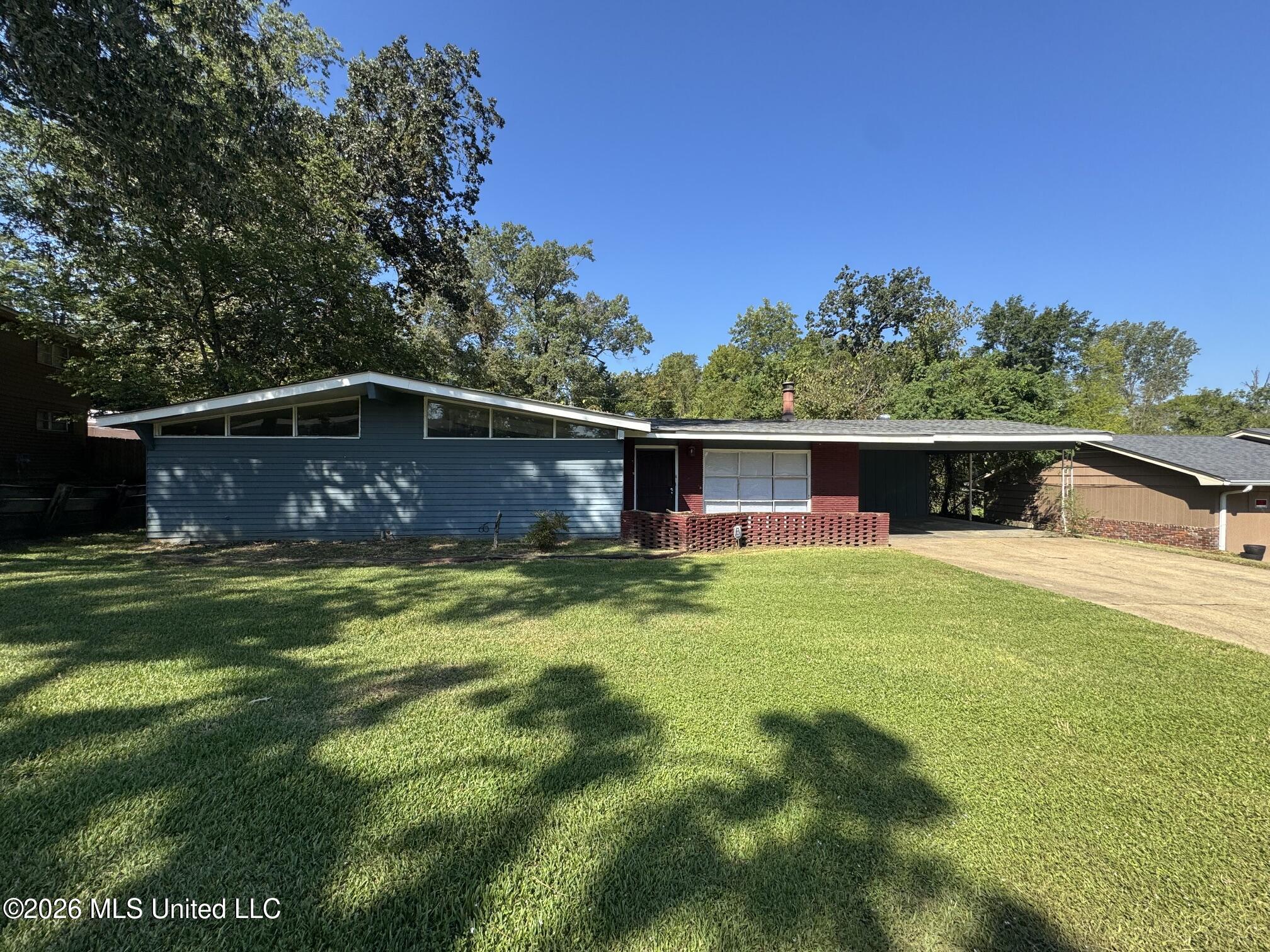 1769 Cheswood Drive Property Photo 1
