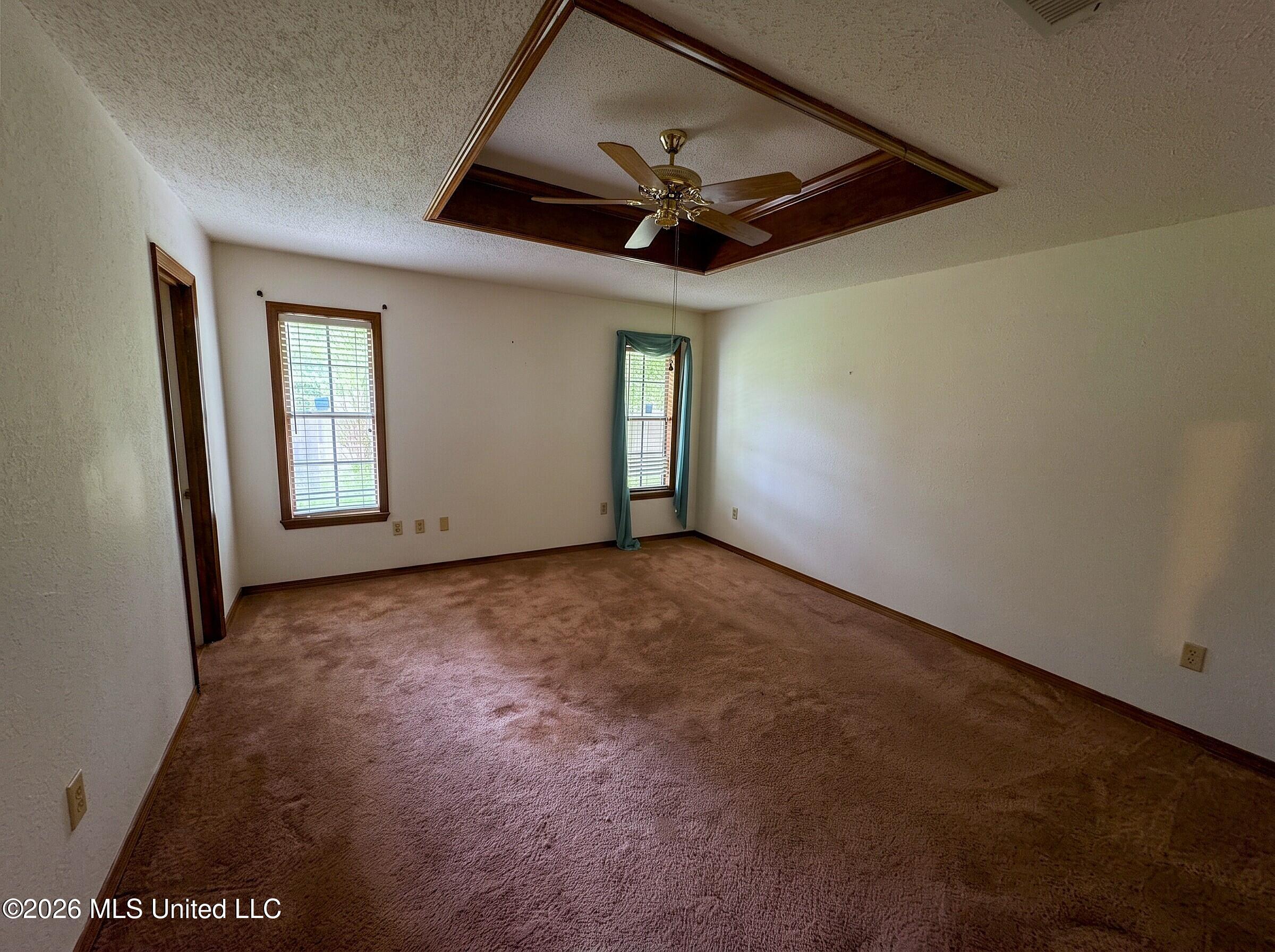 604 Bradford Drive Property Photo 9