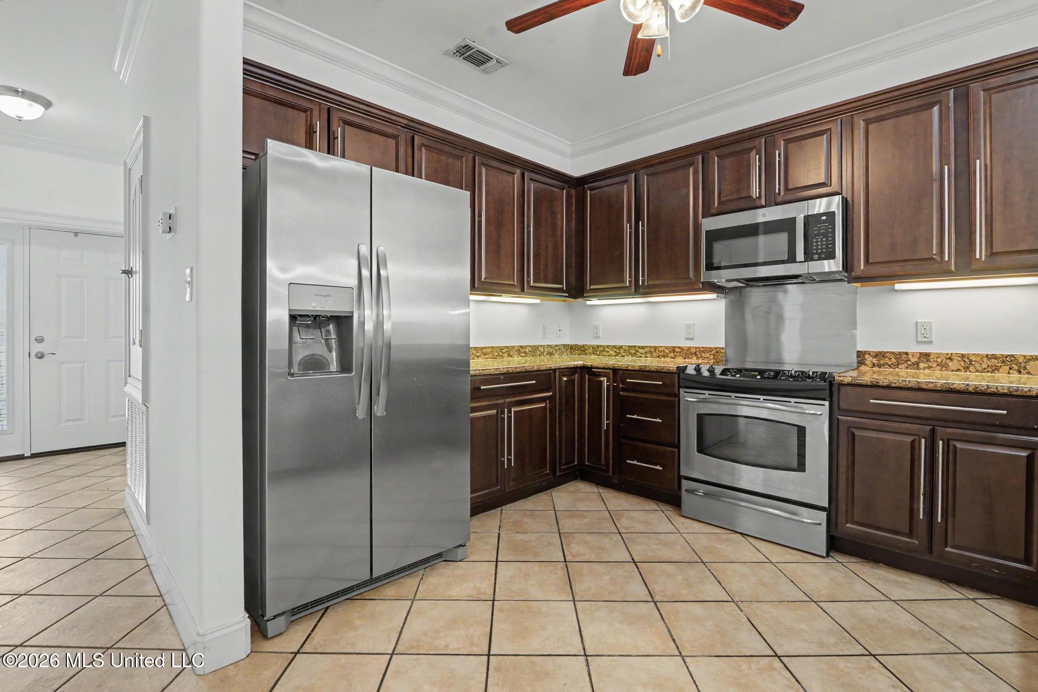 1453 E Beach Boulevard Property Photo 13
