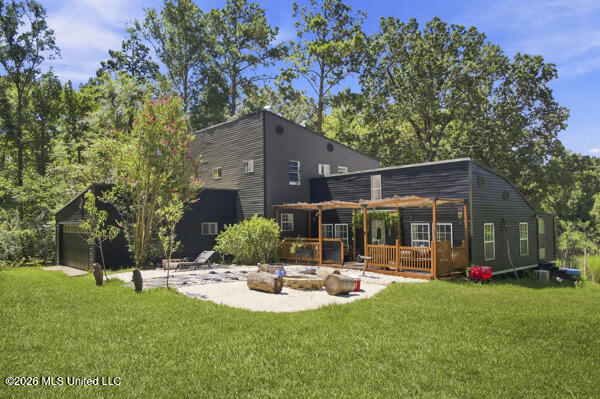 1076 Perrett Road Property Photo 2