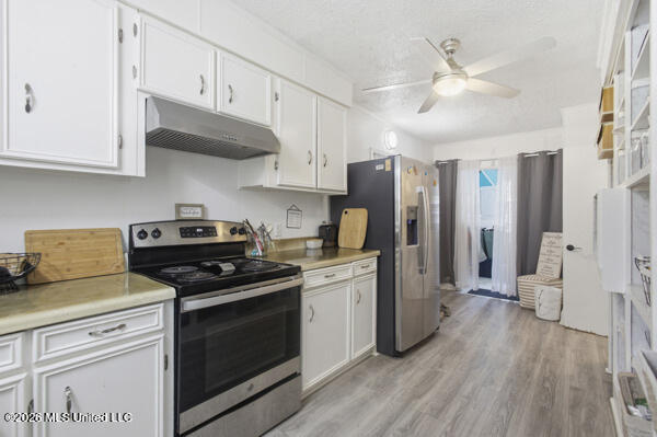 1076 Perrett Road Property Photo 9