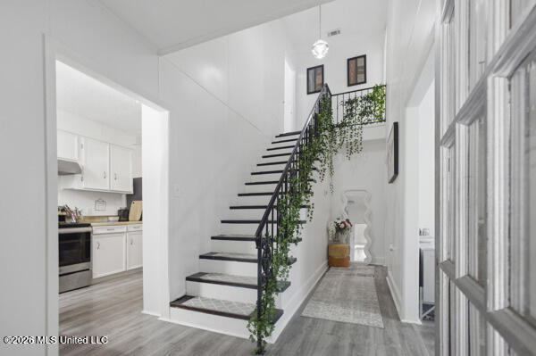 1076 Perrett Road Property Photo 14