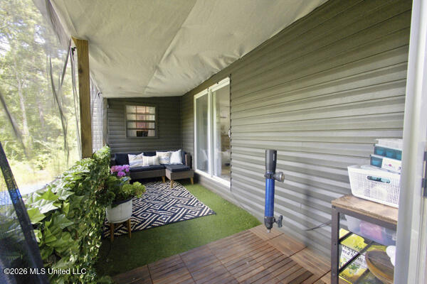 1076 Perrett Road Property Photo 22