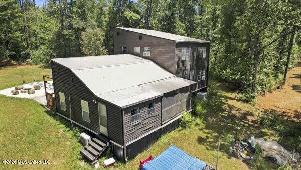 1076 Perrett Road Property Photo 23