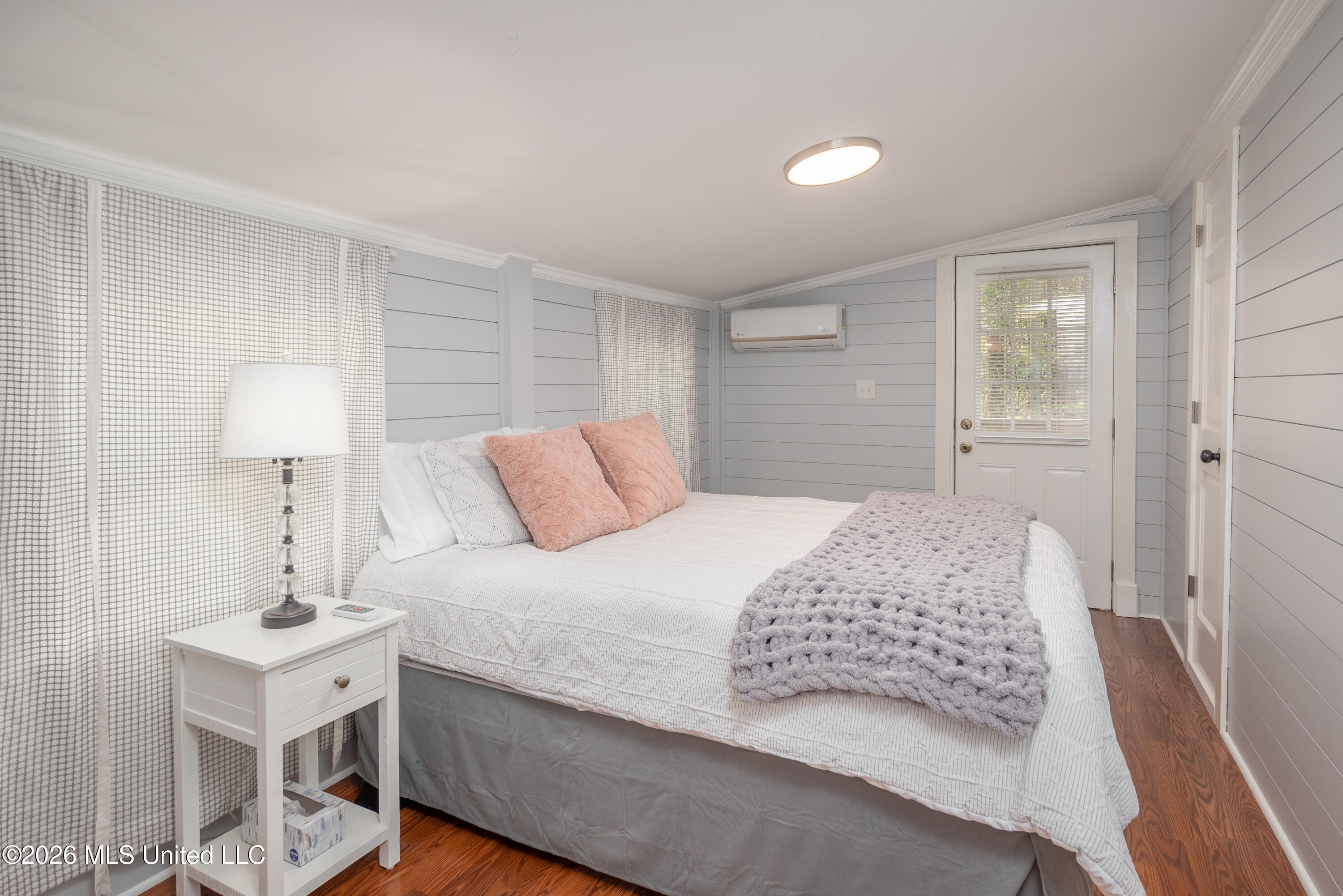 2568 Raymond Williams Road Property Photo 15