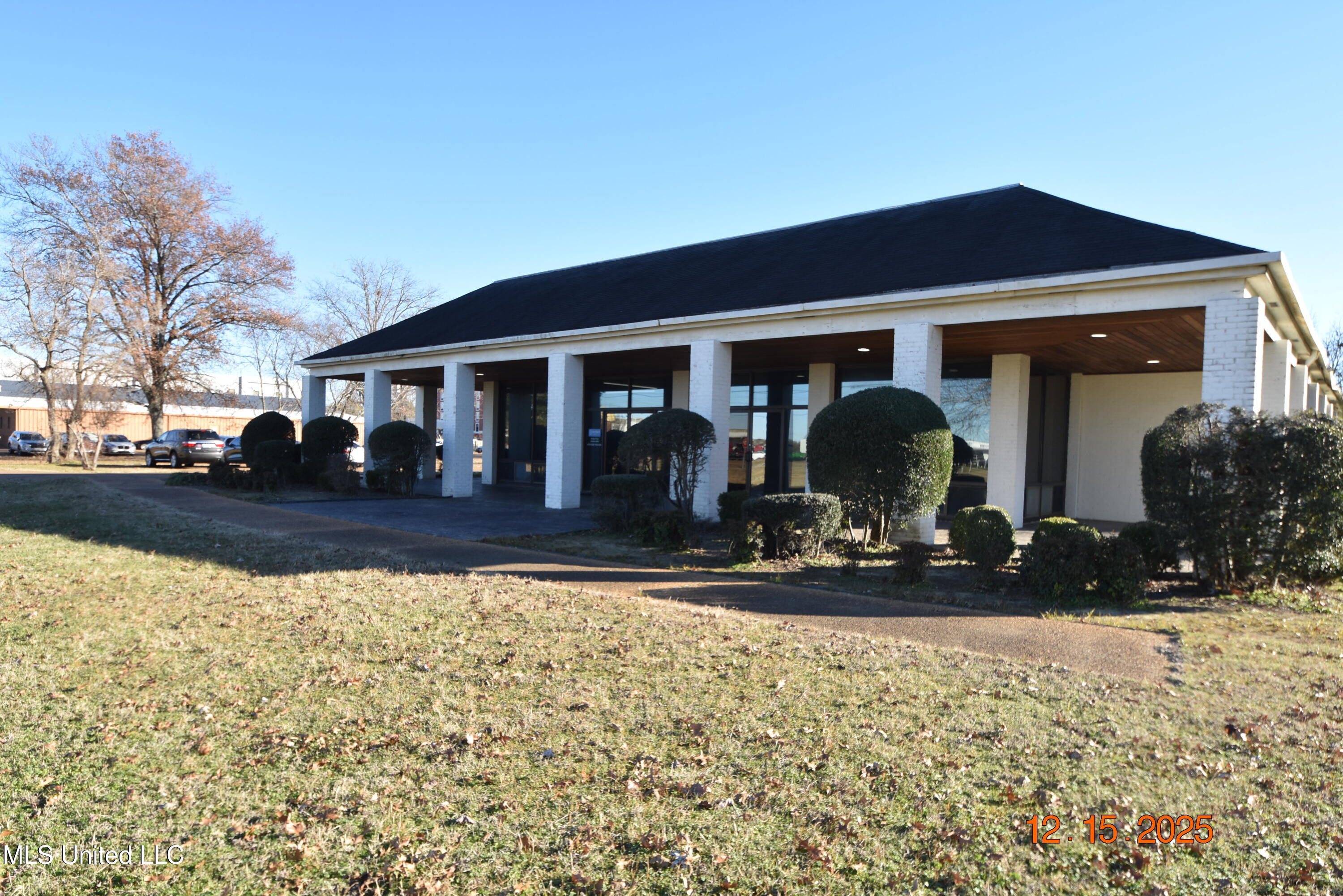 1907 W Us-82 Highway