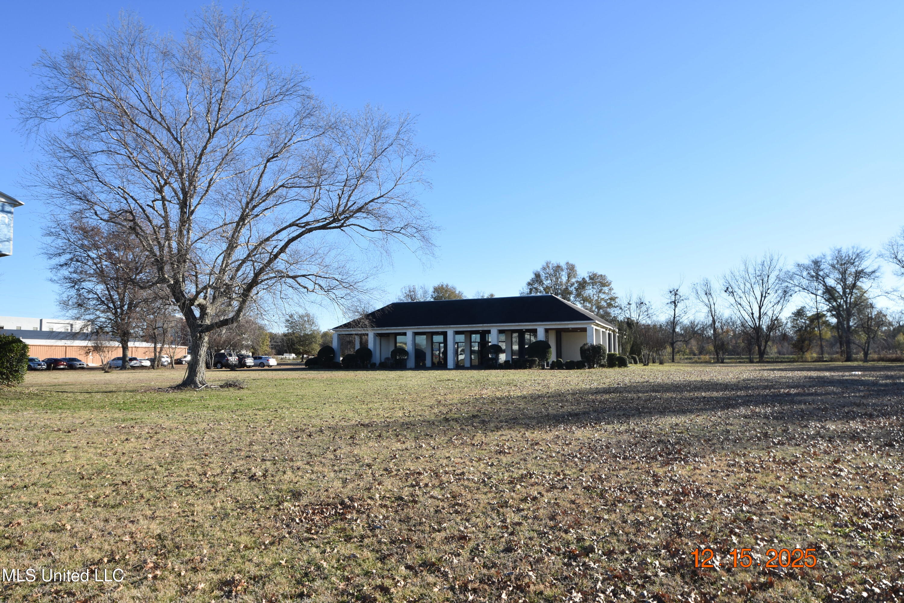 1907 W Us-82 Highway Property Photo 9