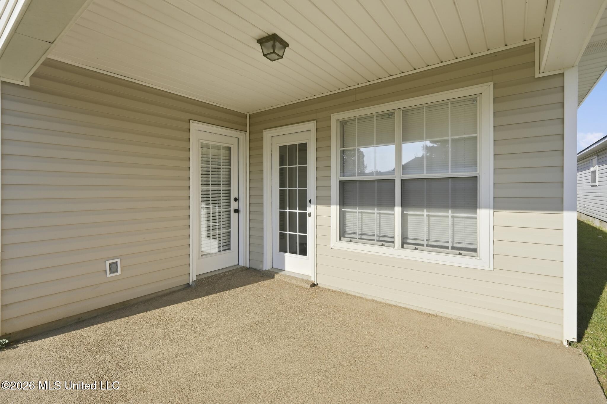 8848 Cat Tail Cove Property Photo 25