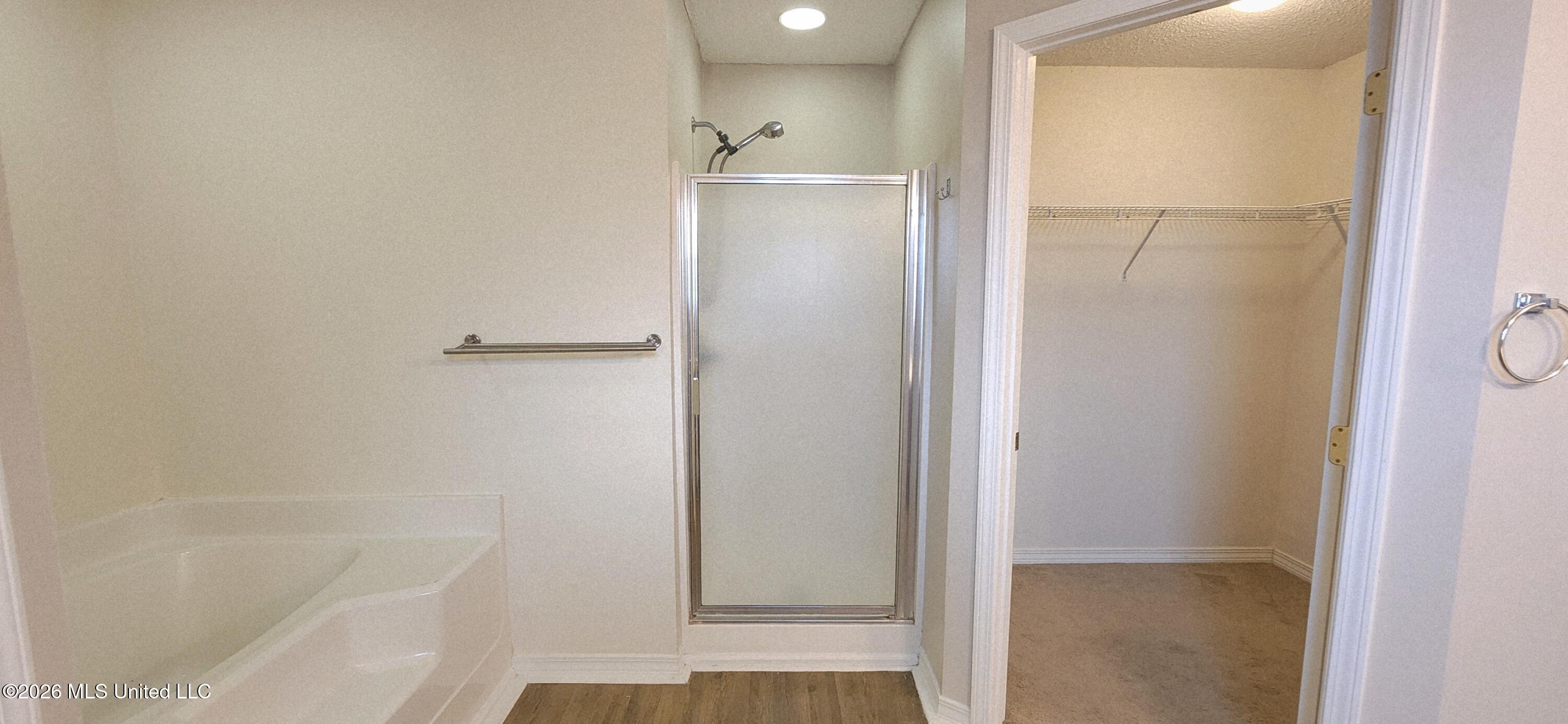 14016 Maddie Circle Property Photo 11