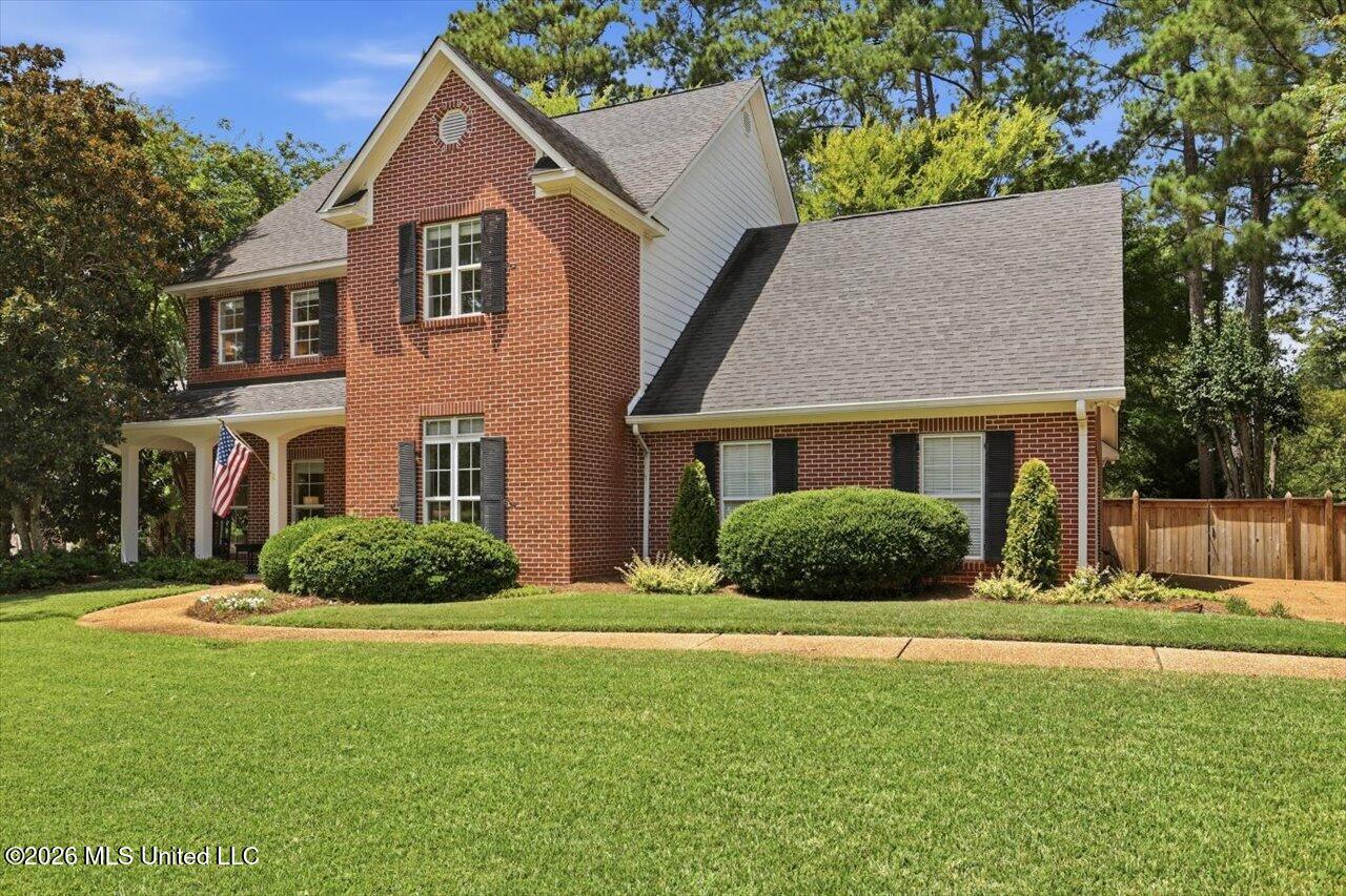 627 Wendover Way Property Photo 2