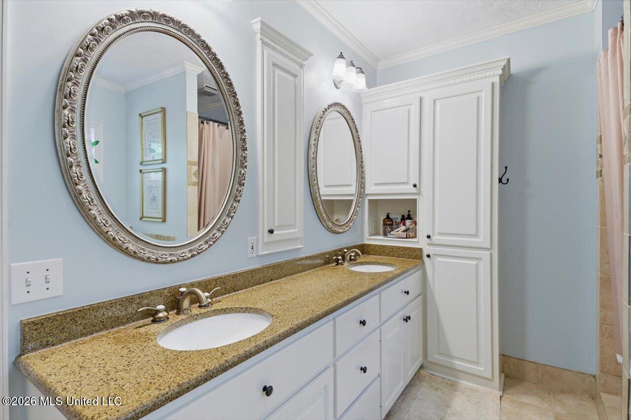 627 Wendover Way Property Photo 21