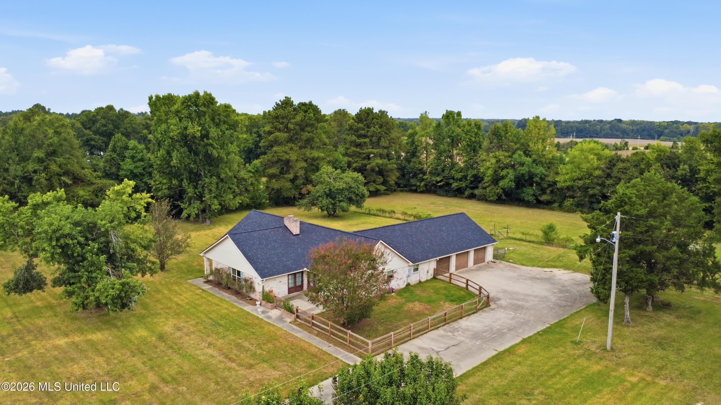 130 Cidero Road Property Photo 1