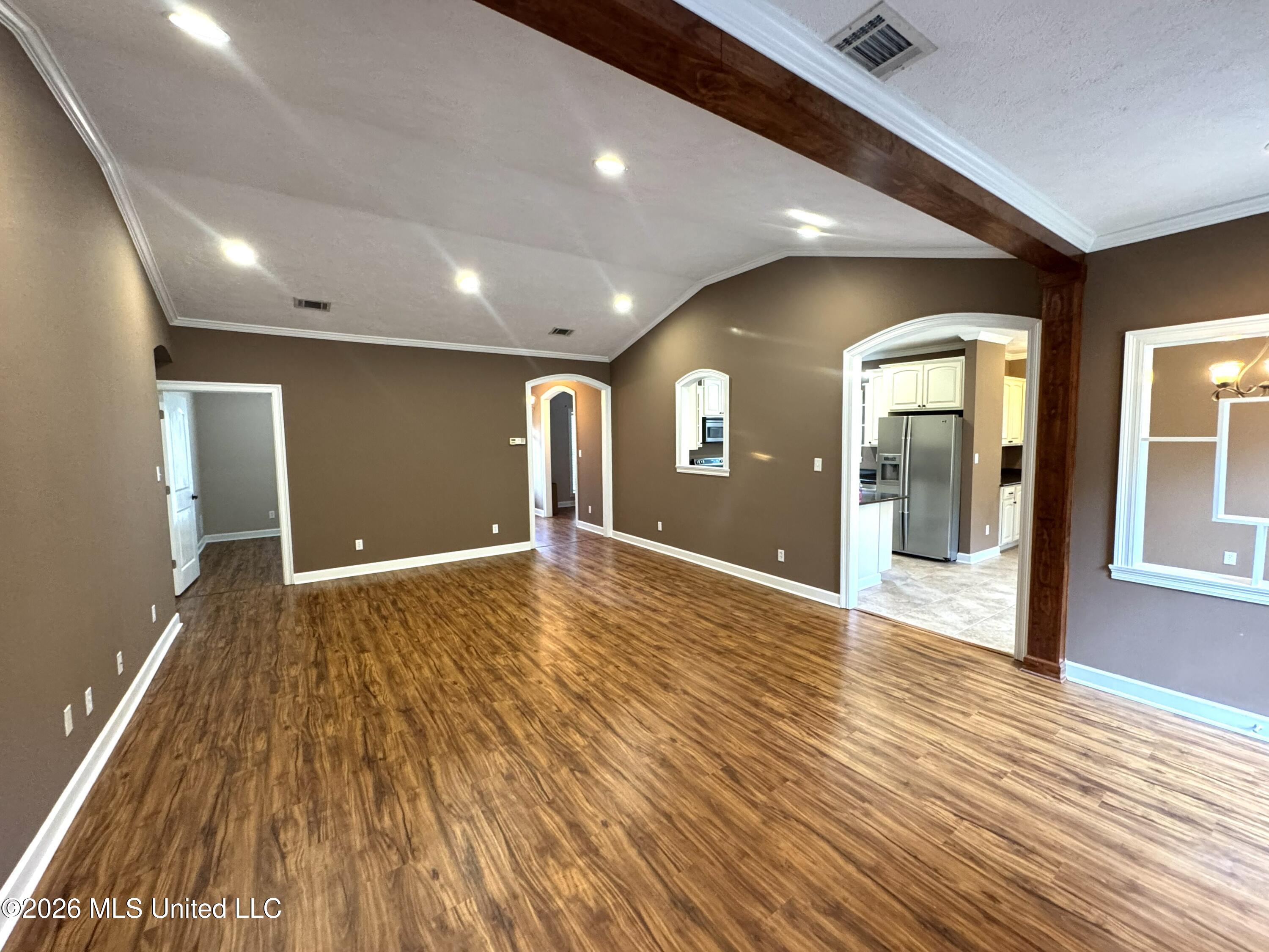 110 Yarborough Place Property Photo 5