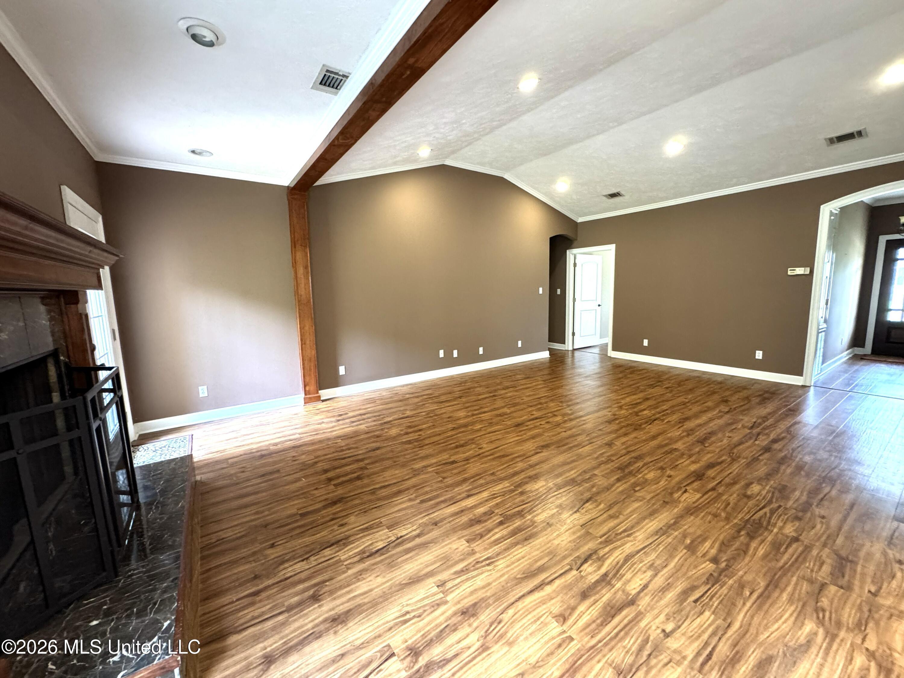 110 Yarborough Place Property Photo 11