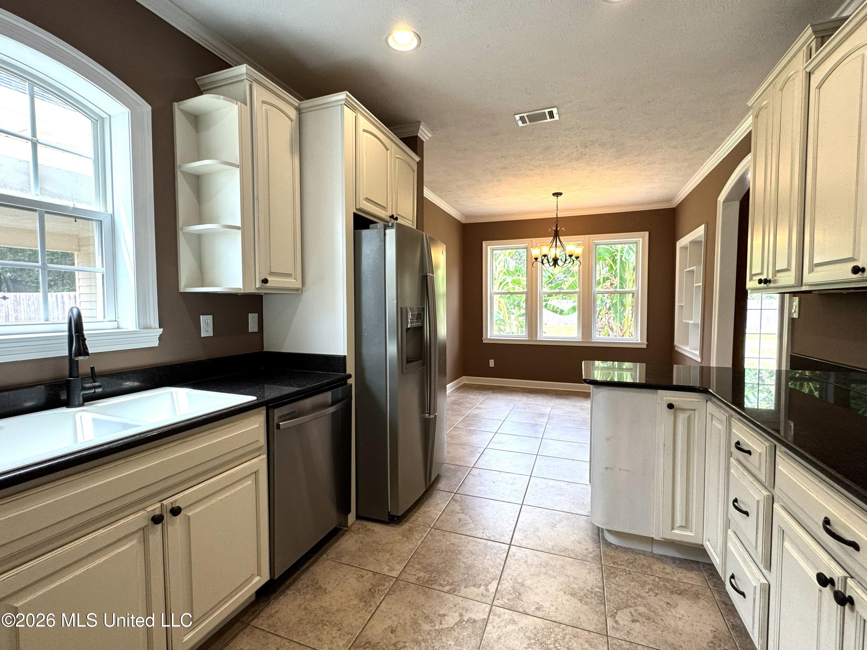110 Yarborough Place Property Photo 17
