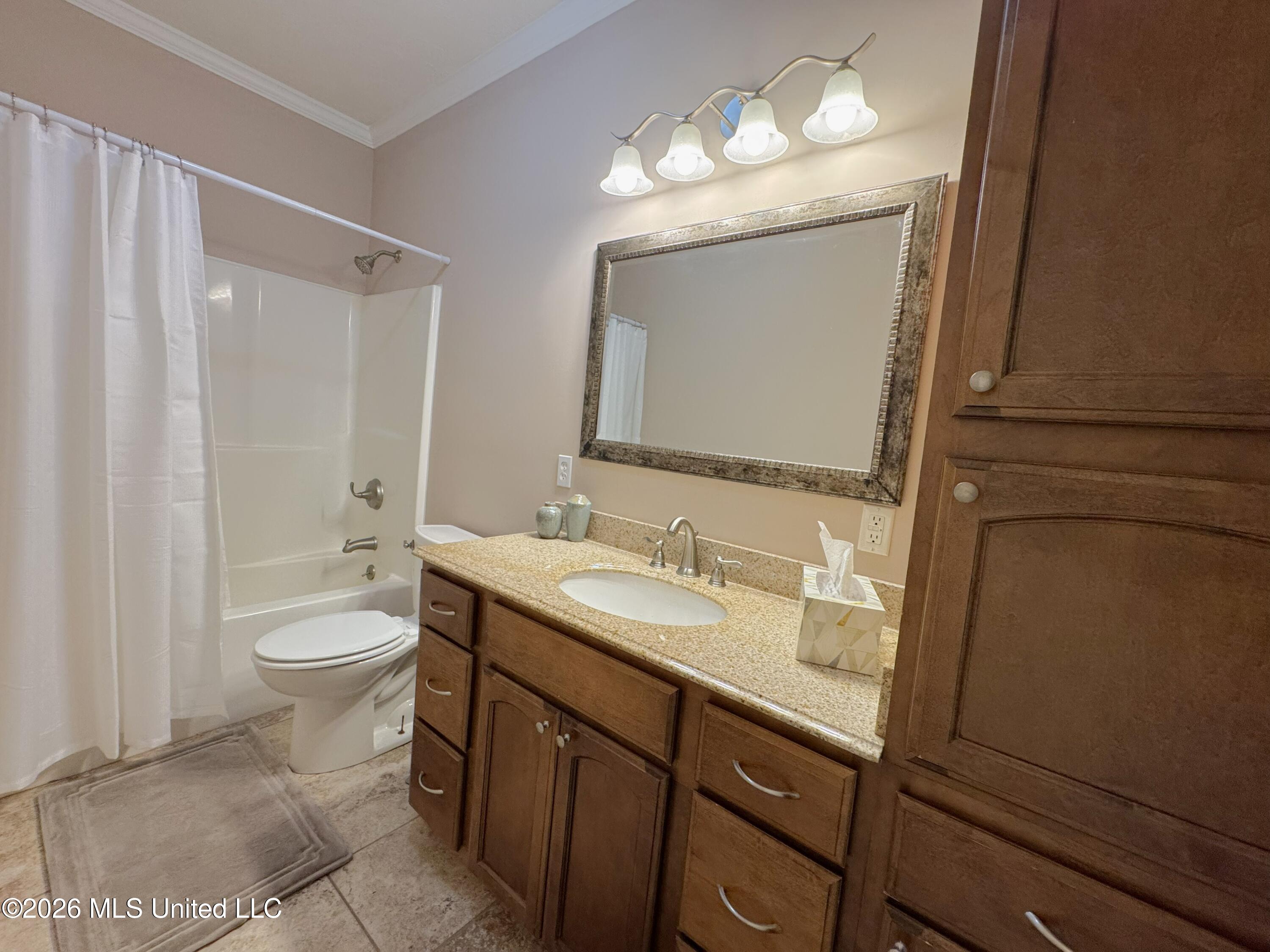 110 Yarborough Place Property Photo 23