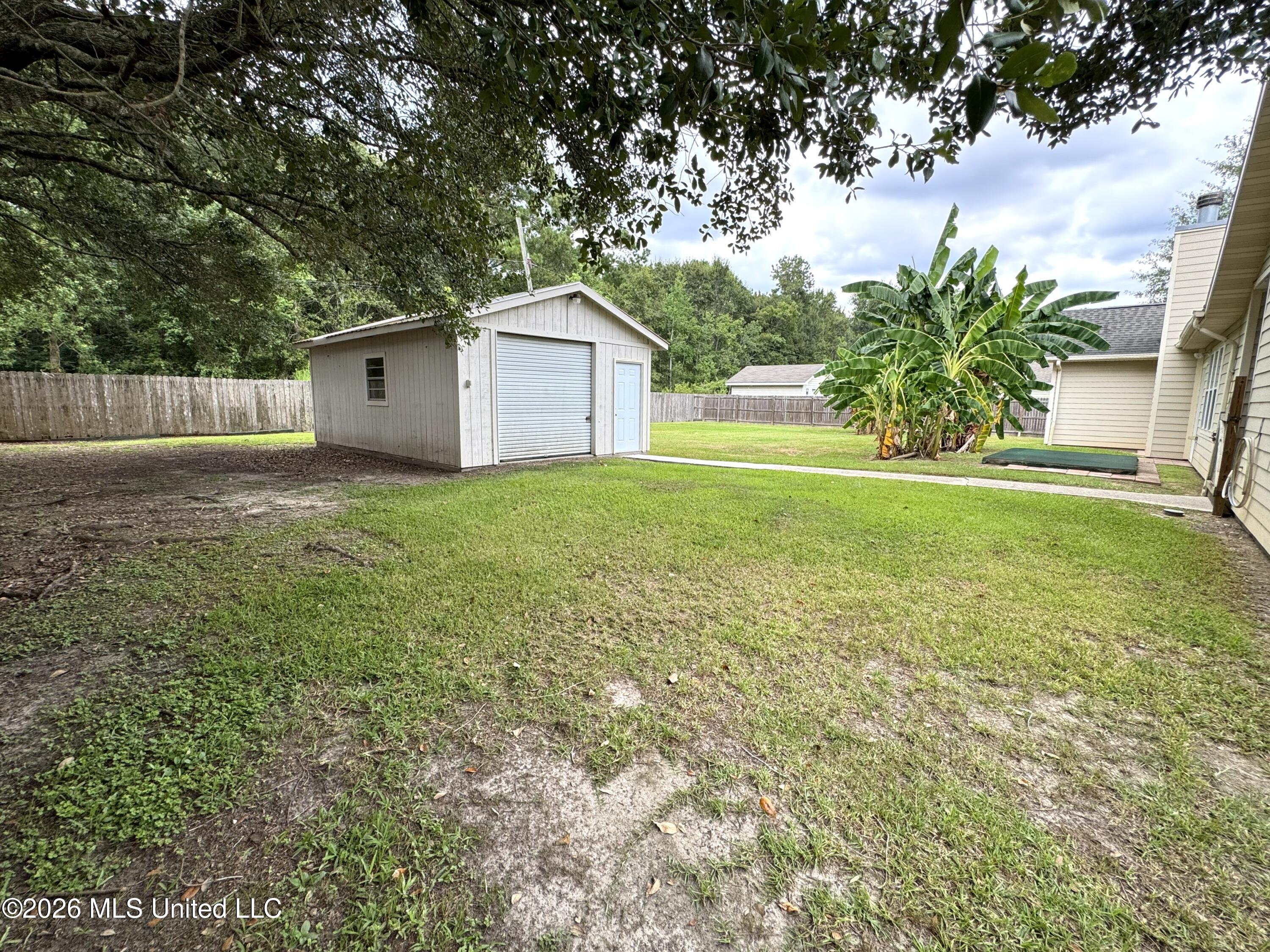 110 Yarborough Place Property Photo 41