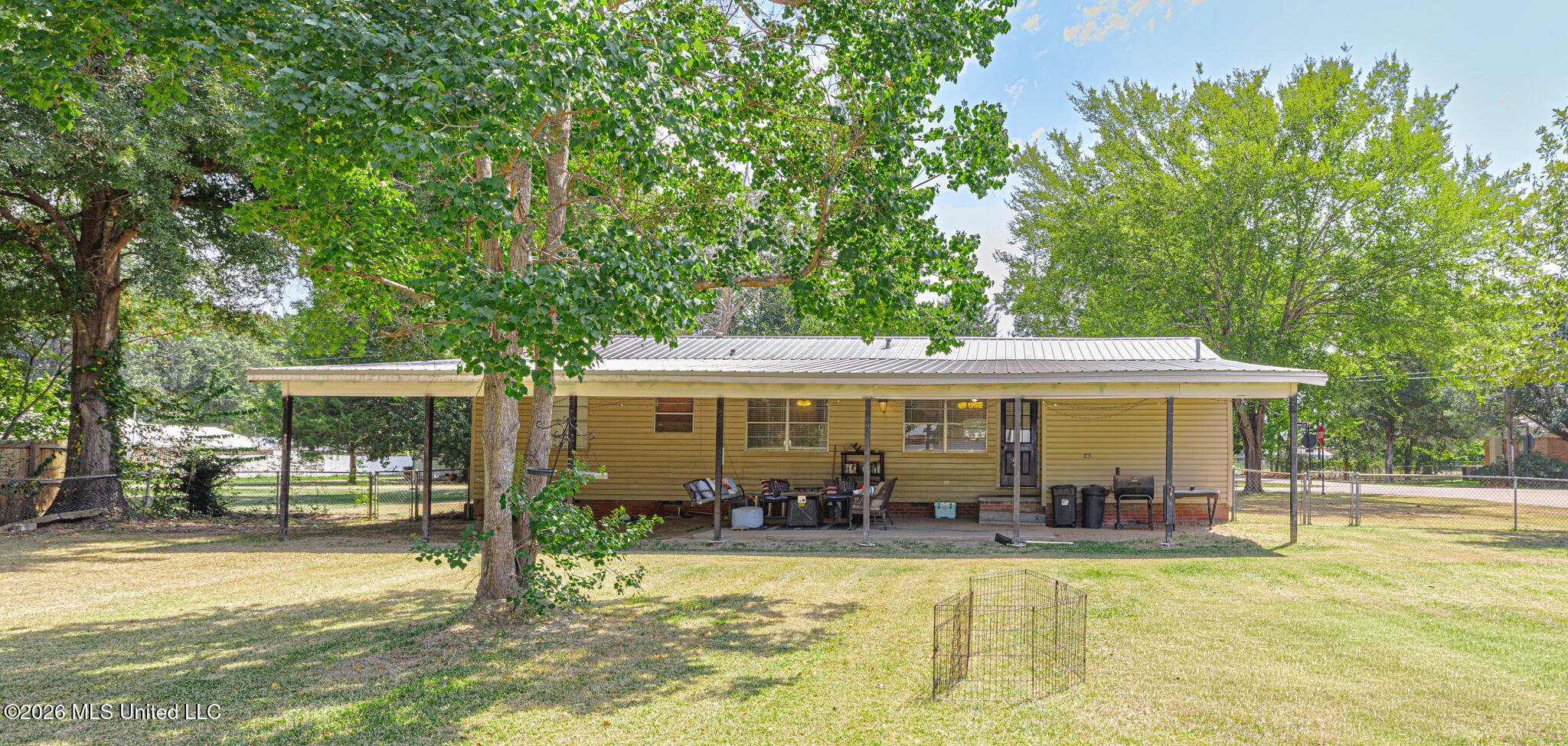 201 Donna Circle Property Photo 3