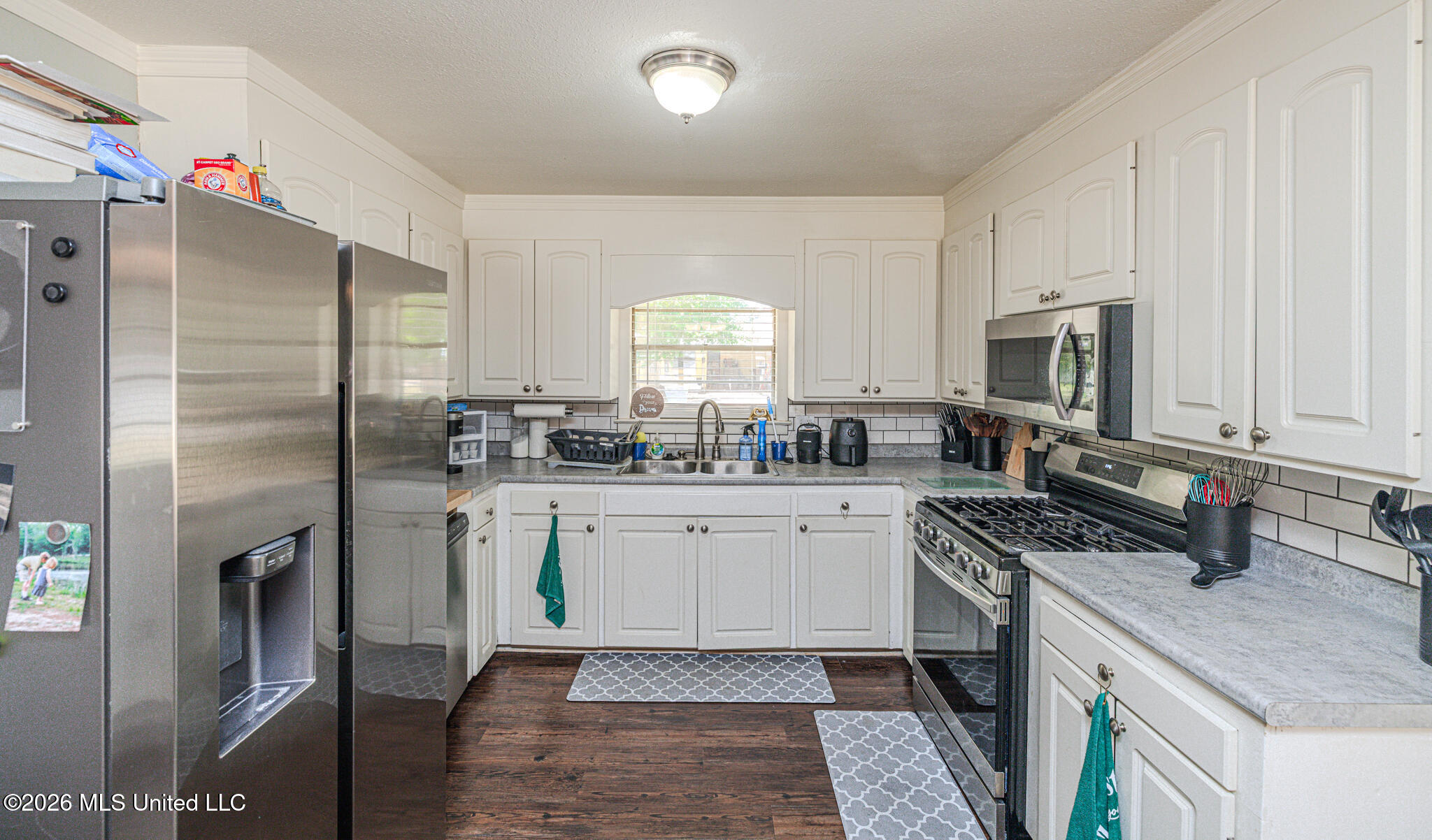 201 Donna Circle Property Photo 8
