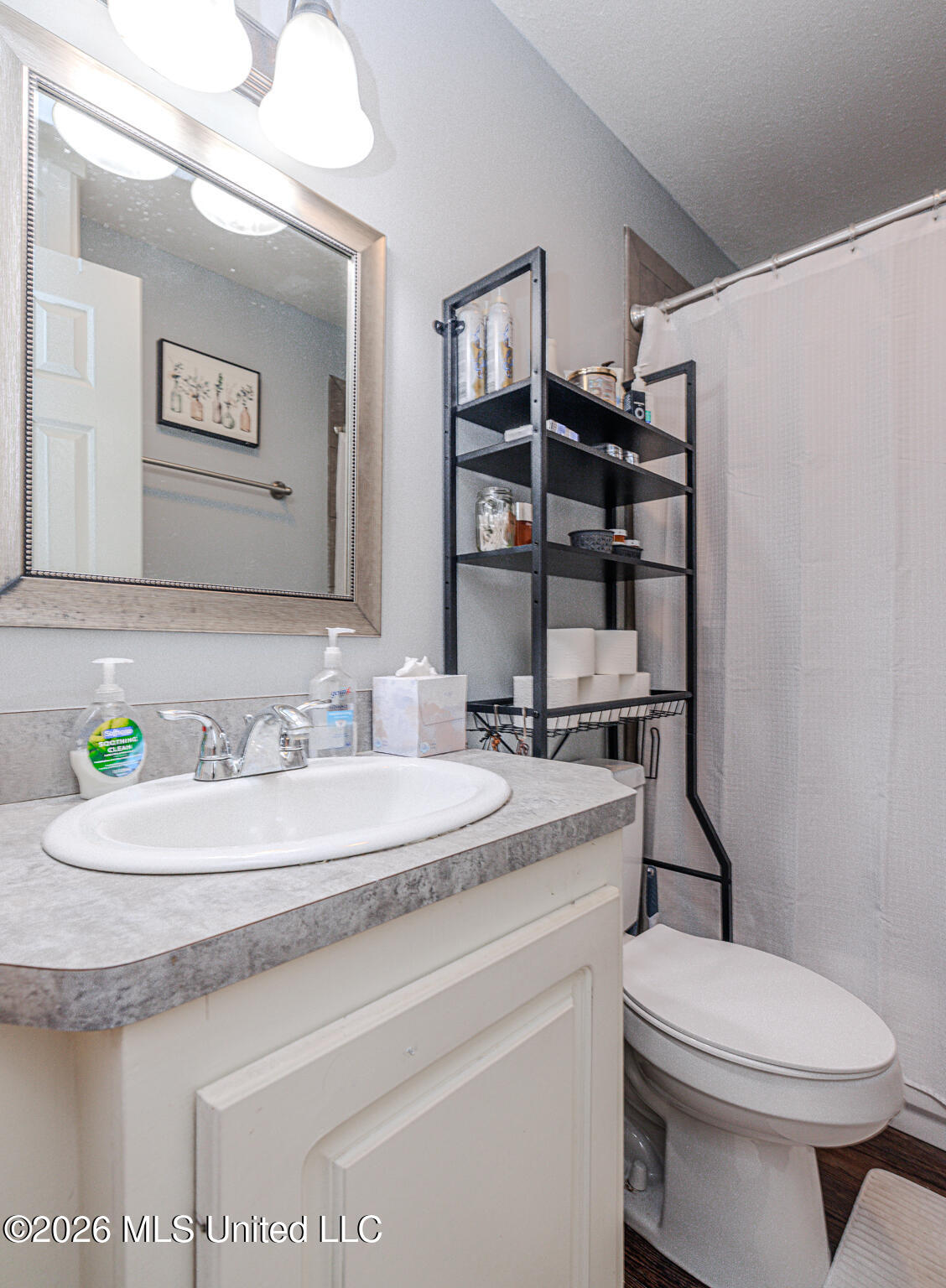 201 Donna Circle Property Photo 13