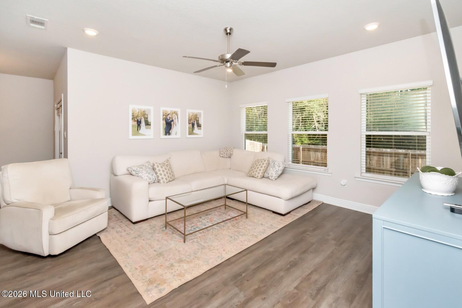 7808 Coral Lane Property Photo 14