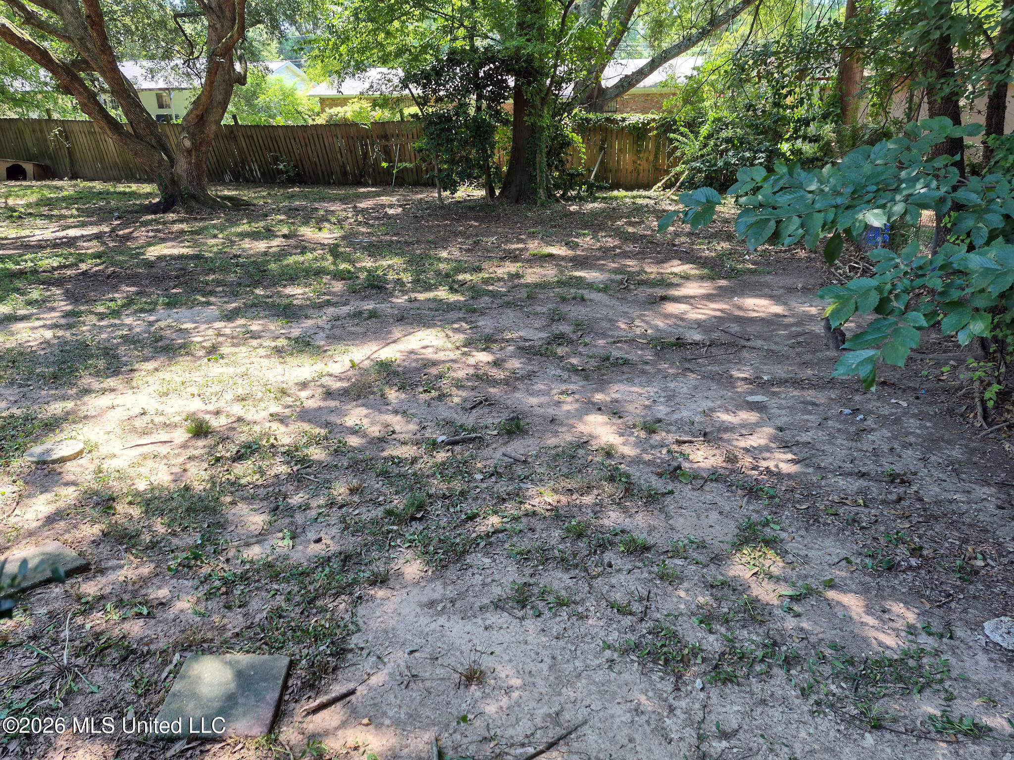 1215 Deerfield Lane Property Photo 4