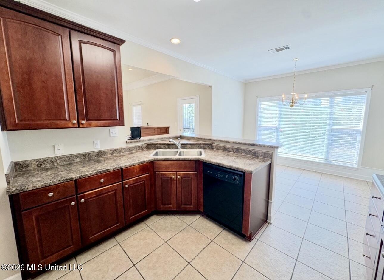 151 Saint James Property Photo 5