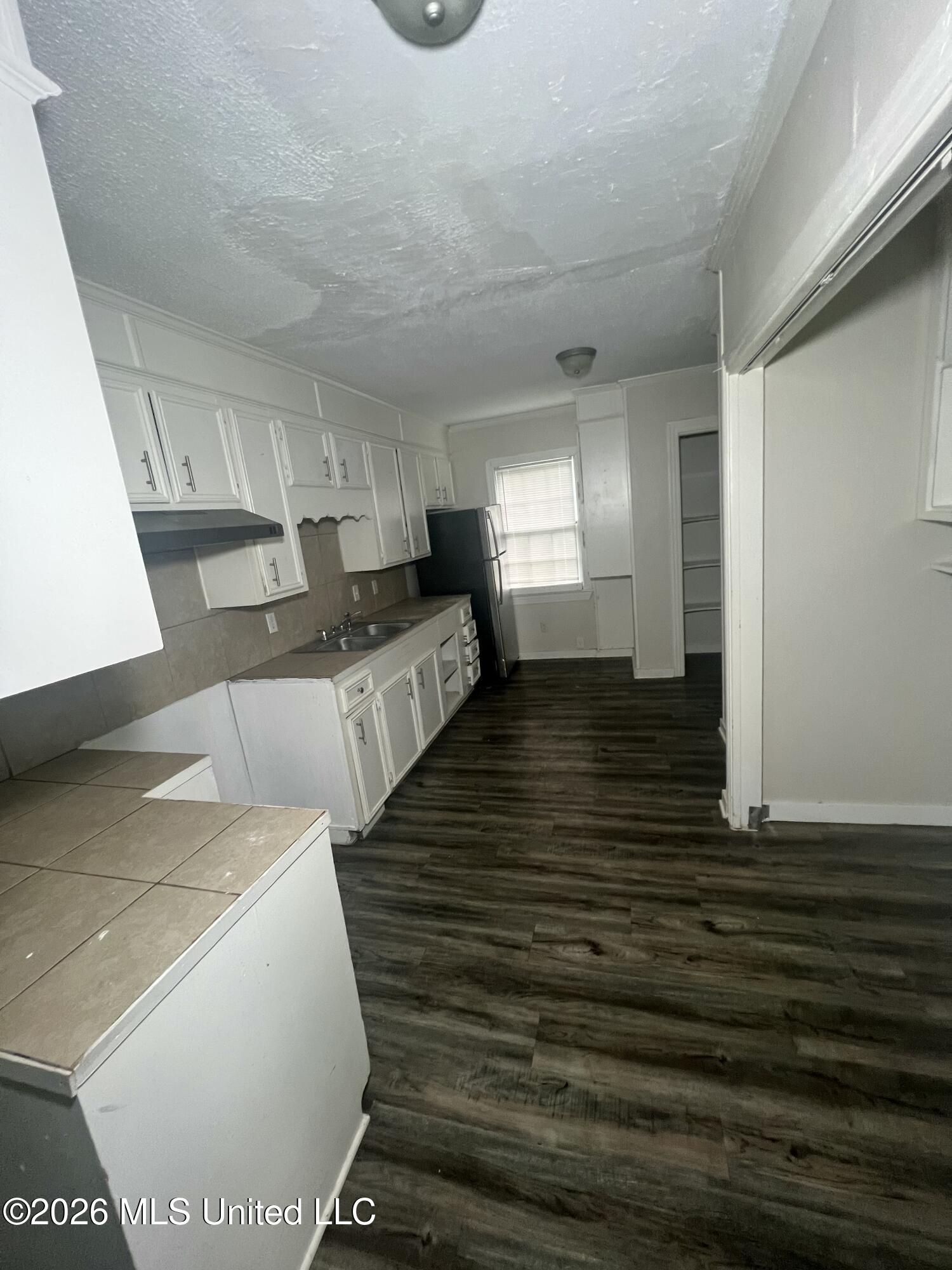 3645 Lee Drive Property Photo 3