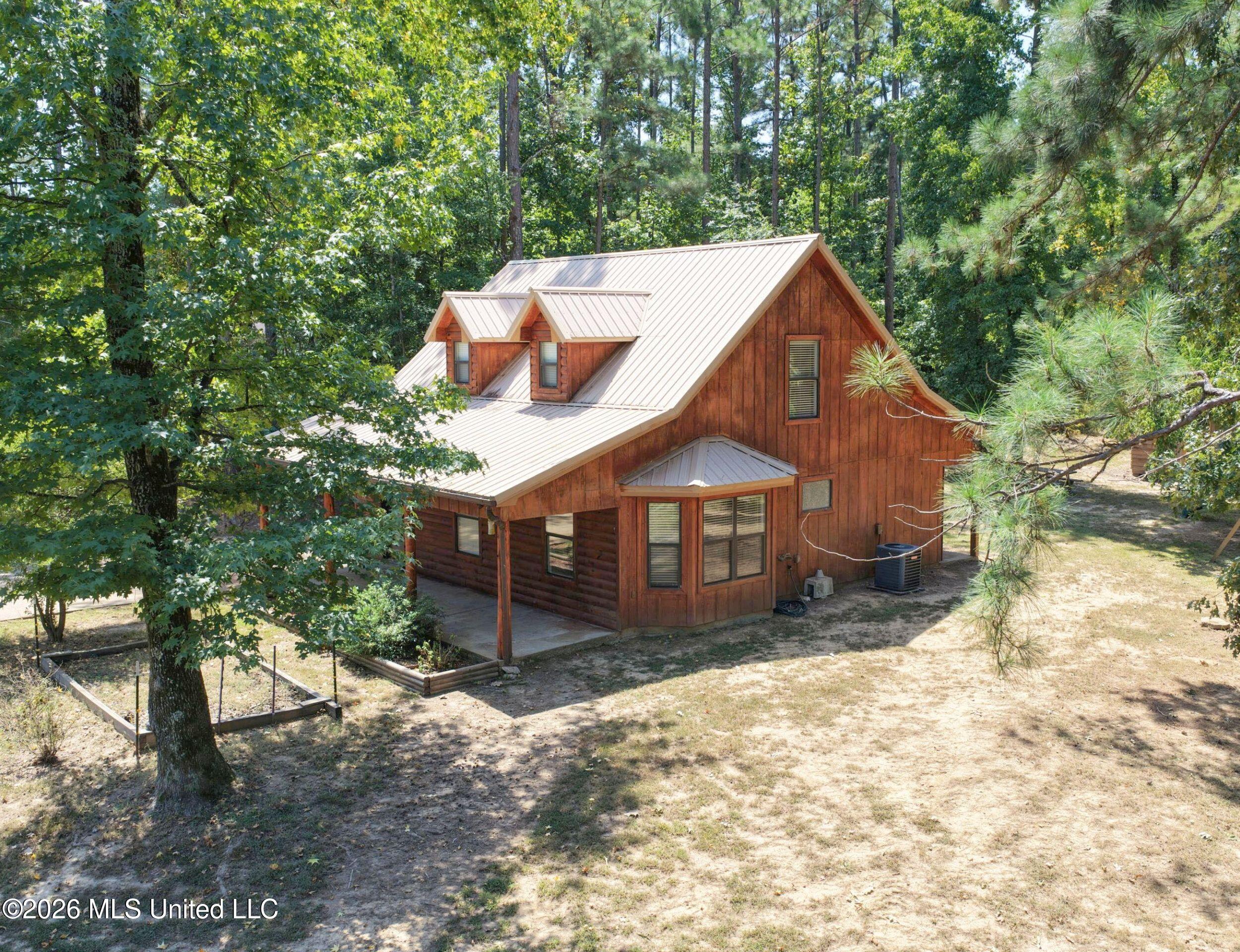 203 Pine Ridge Property Photo 1