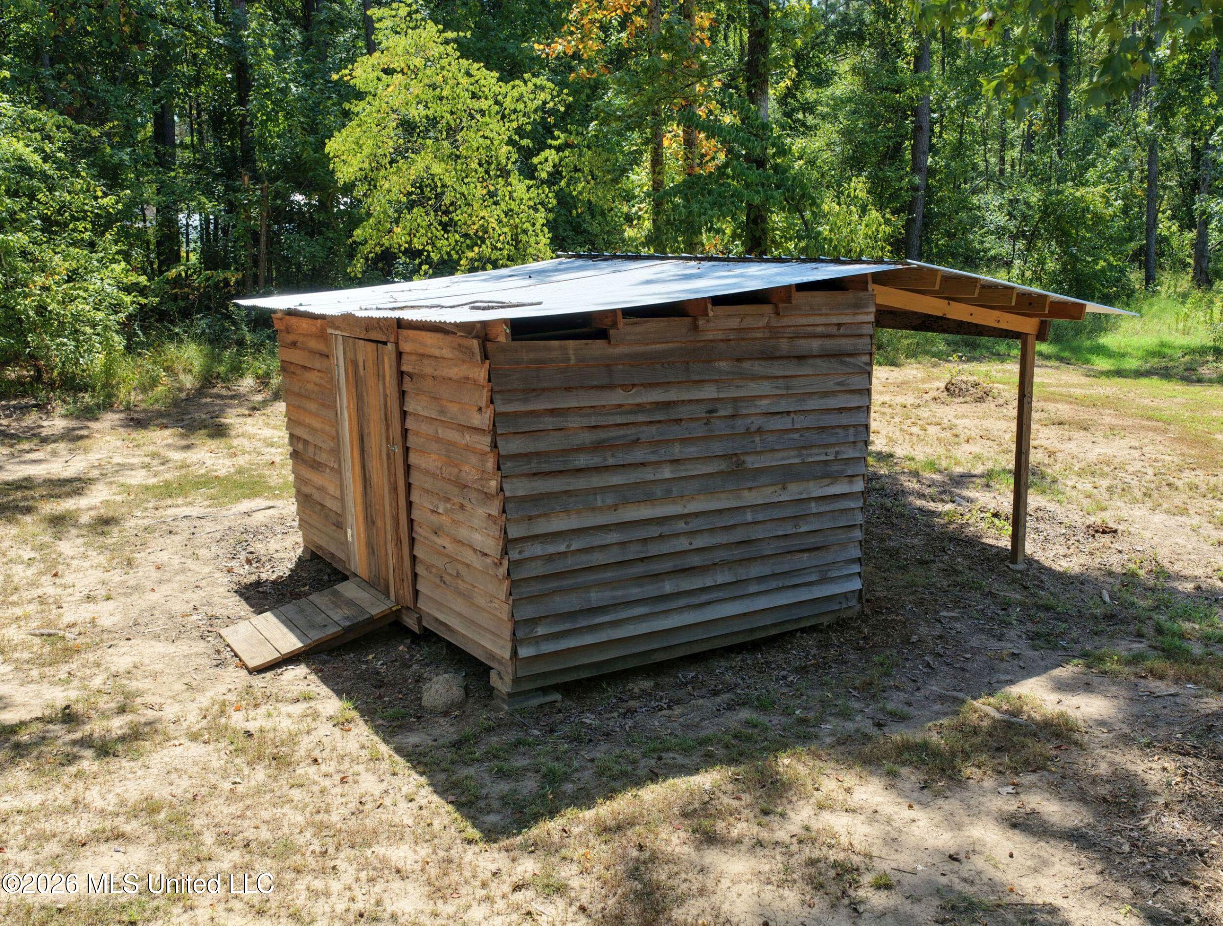 203 Pine Ridge Property Photo 12