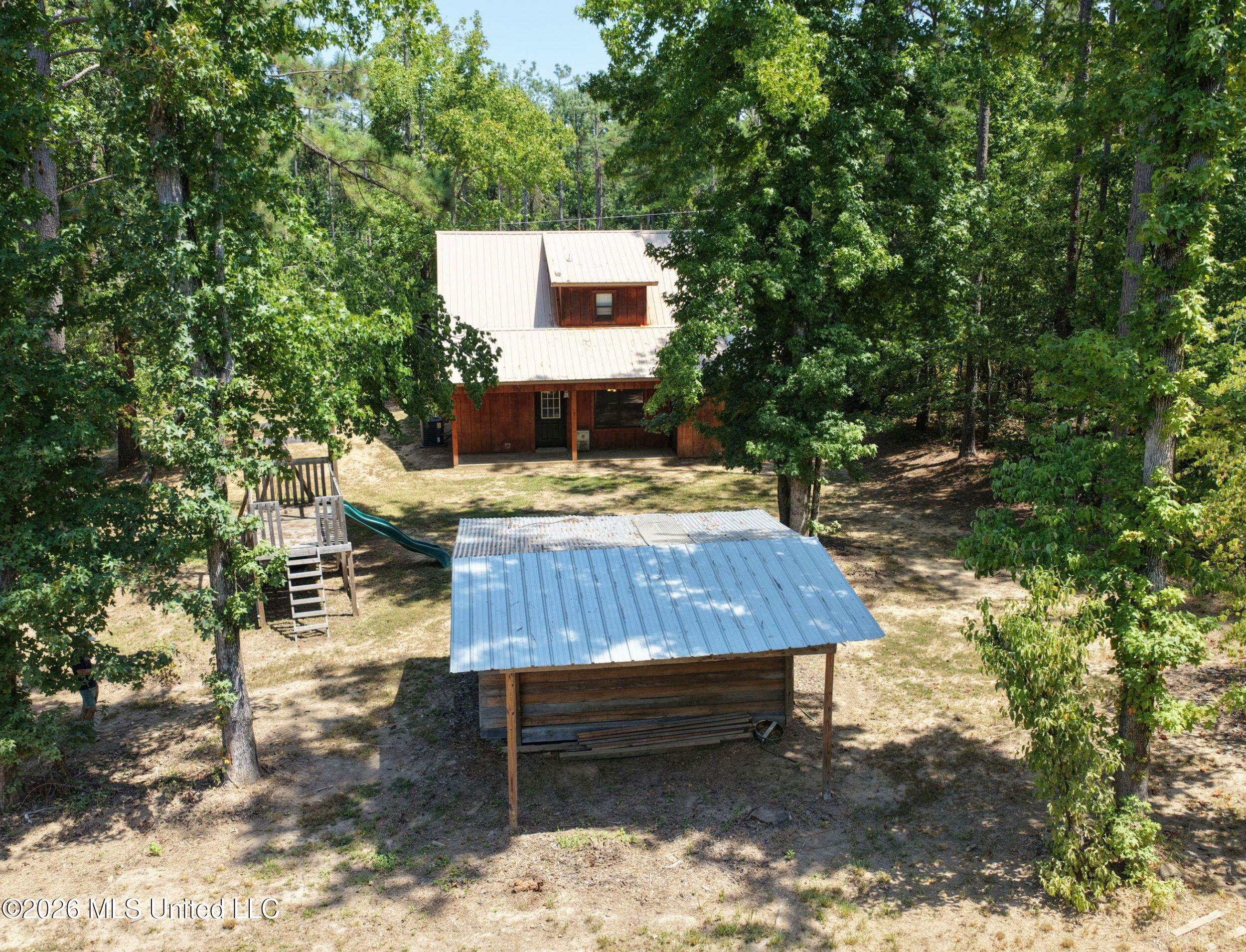 203 Pine Ridge Property Photo 14