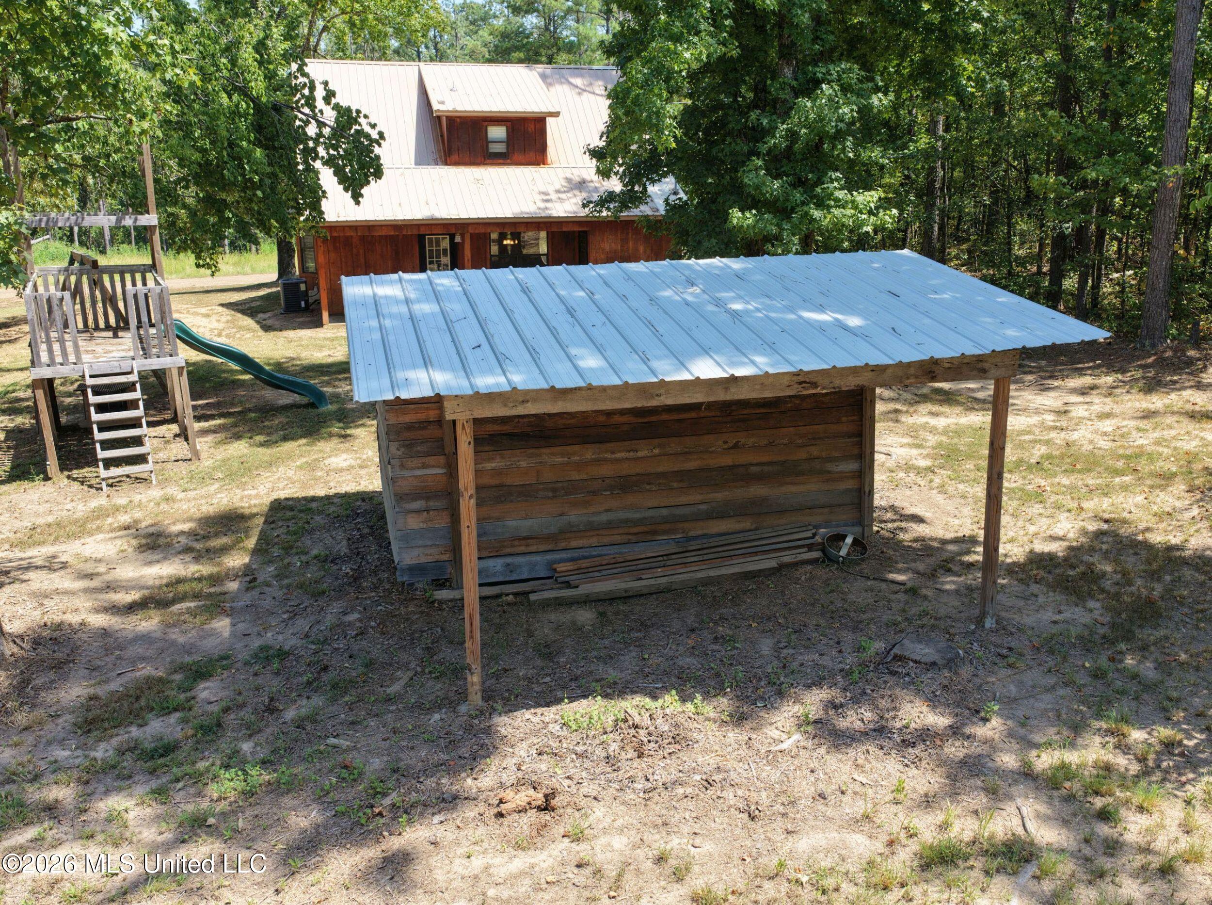 203 Pine Ridge Property Photo 15