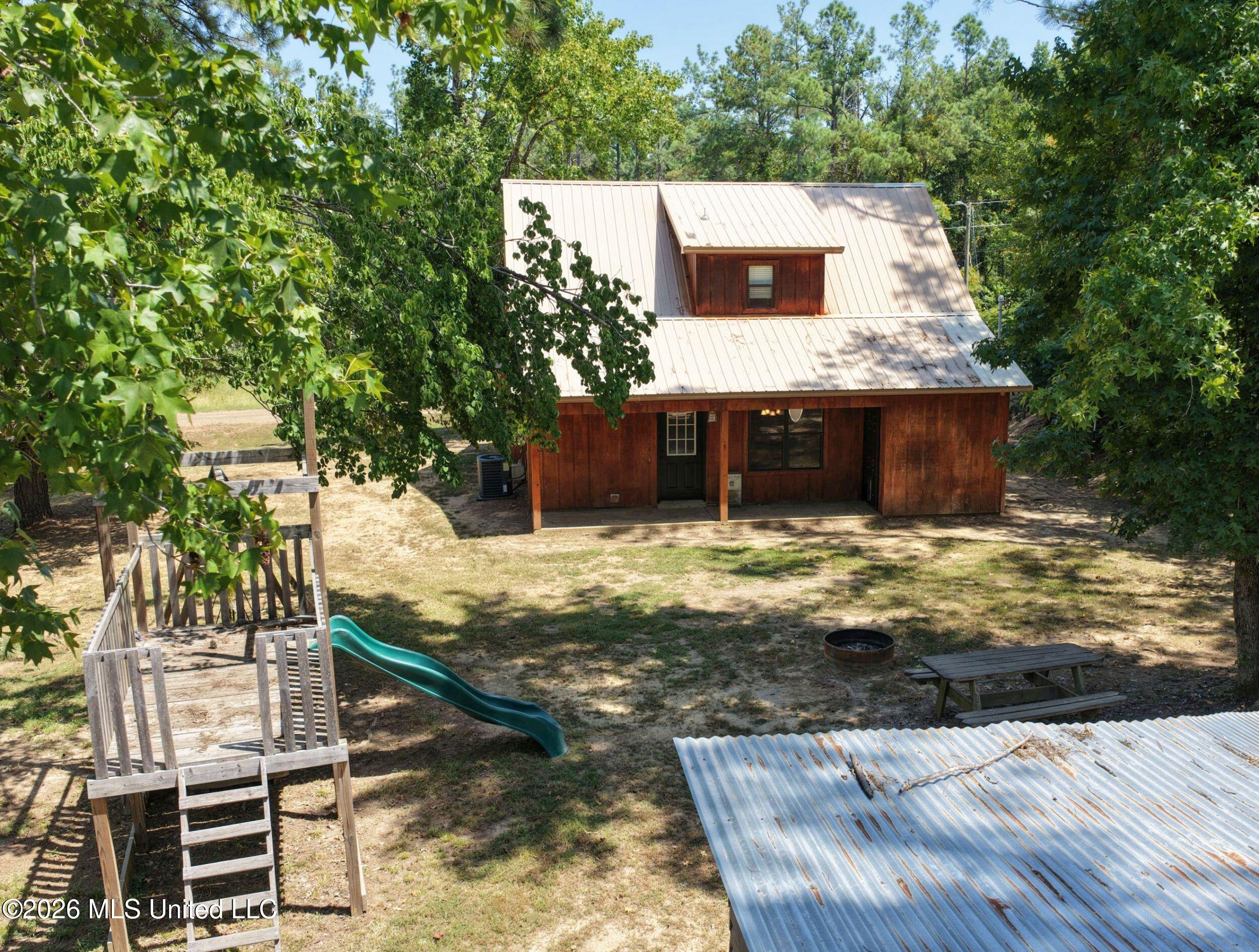 203 Pine Ridge Property Photo 16