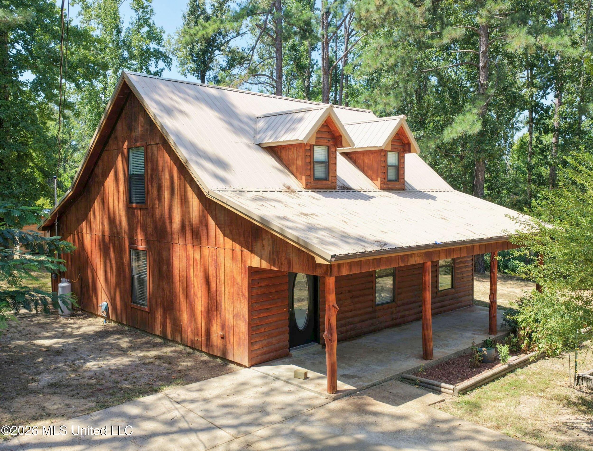 203 Pine Ridge Property Photo 24