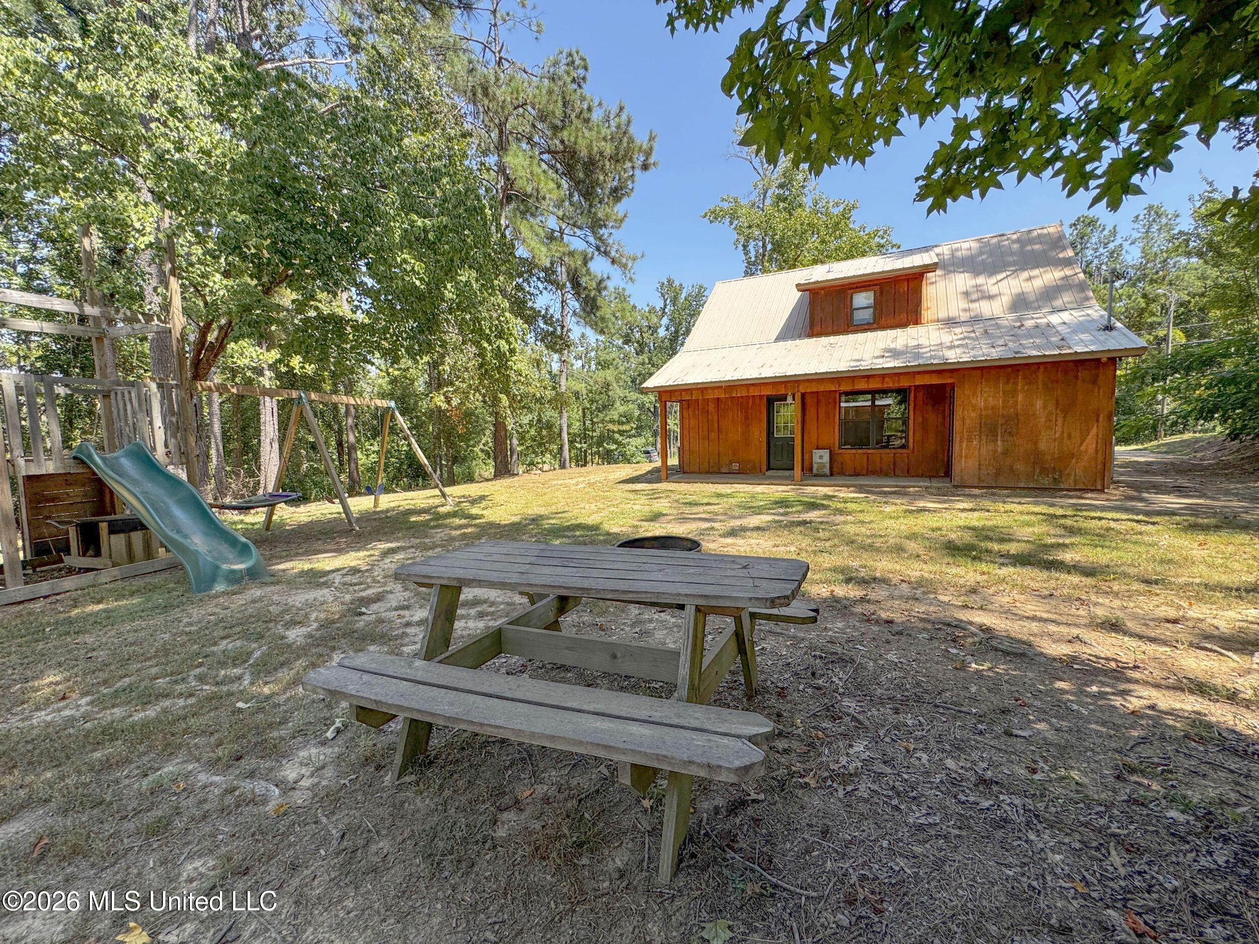 203 Pine Ridge Property Photo 38