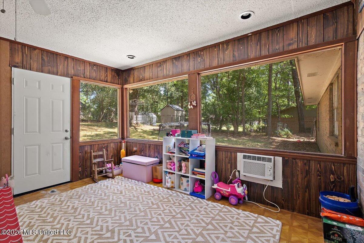 92 Wild Grove Place Property Photo 15