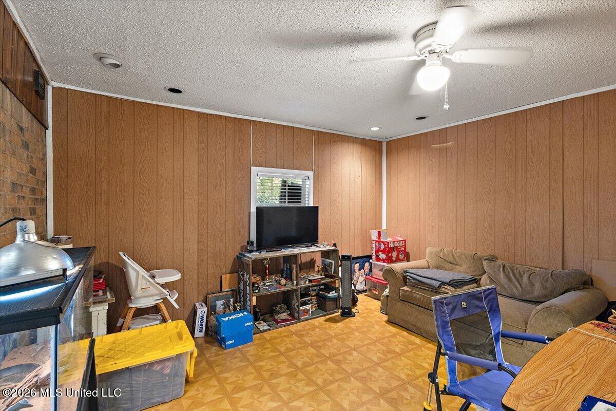 92 Wild Grove Place Property Photo 16