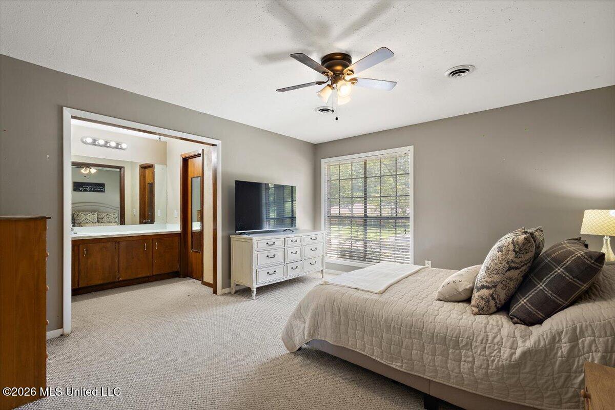 92 Wild Grove Place Property Photo 21