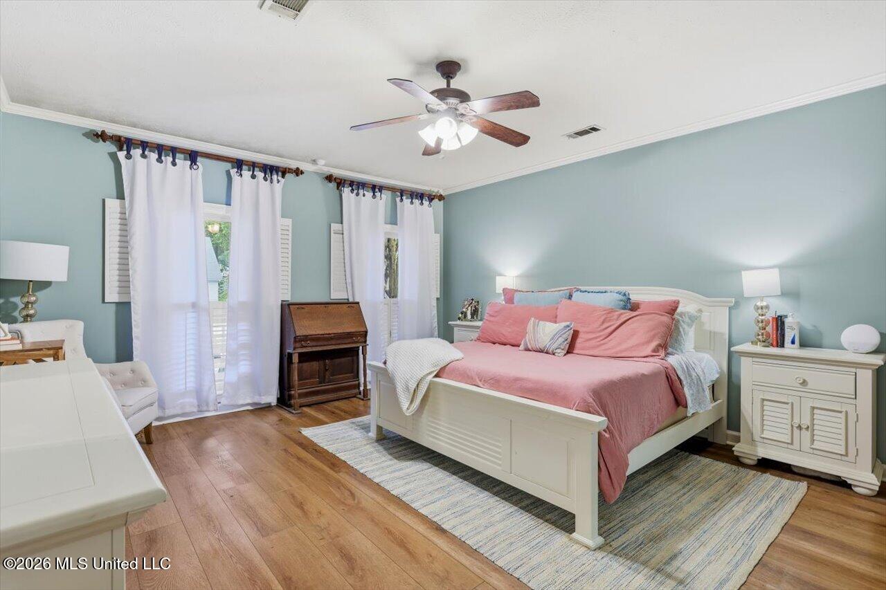 5115 Heatherton Drive Property Photo 21