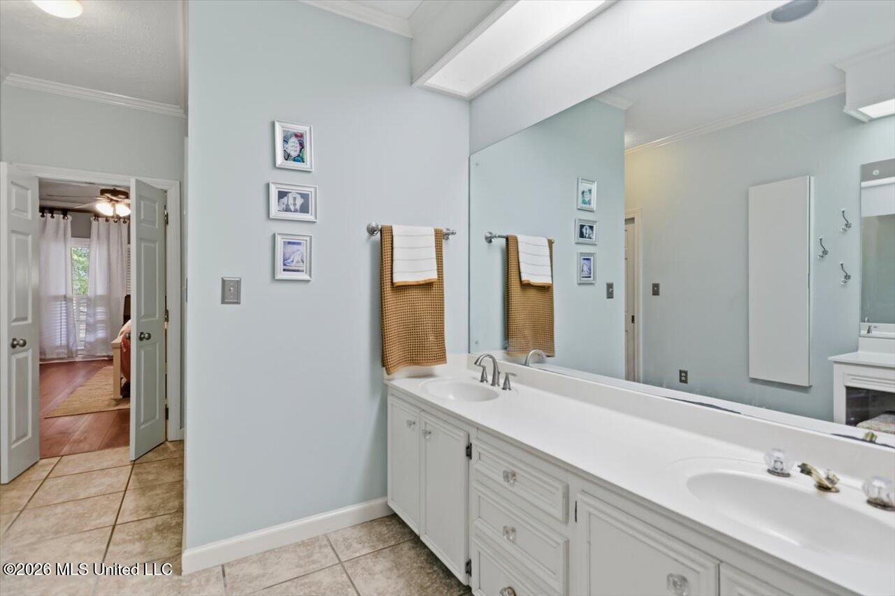 5115 Heatherton Drive Property Photo 25