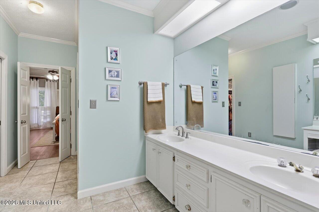 5115 Heatherton Drive Property Photo 26