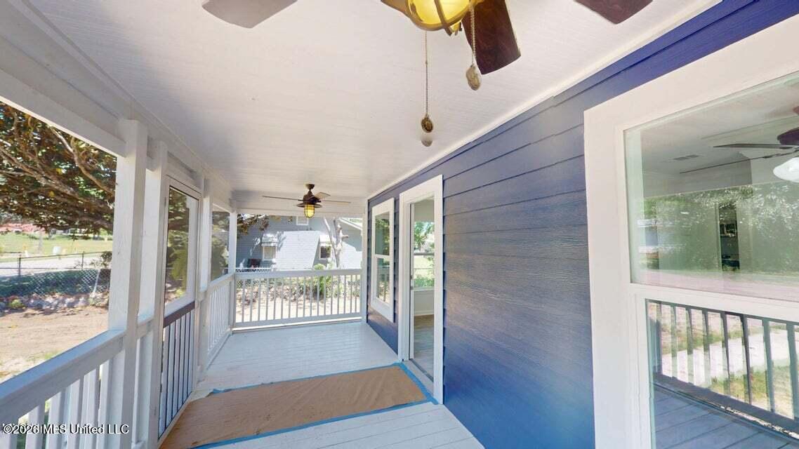 1804 S Davis Street Property Photo 7