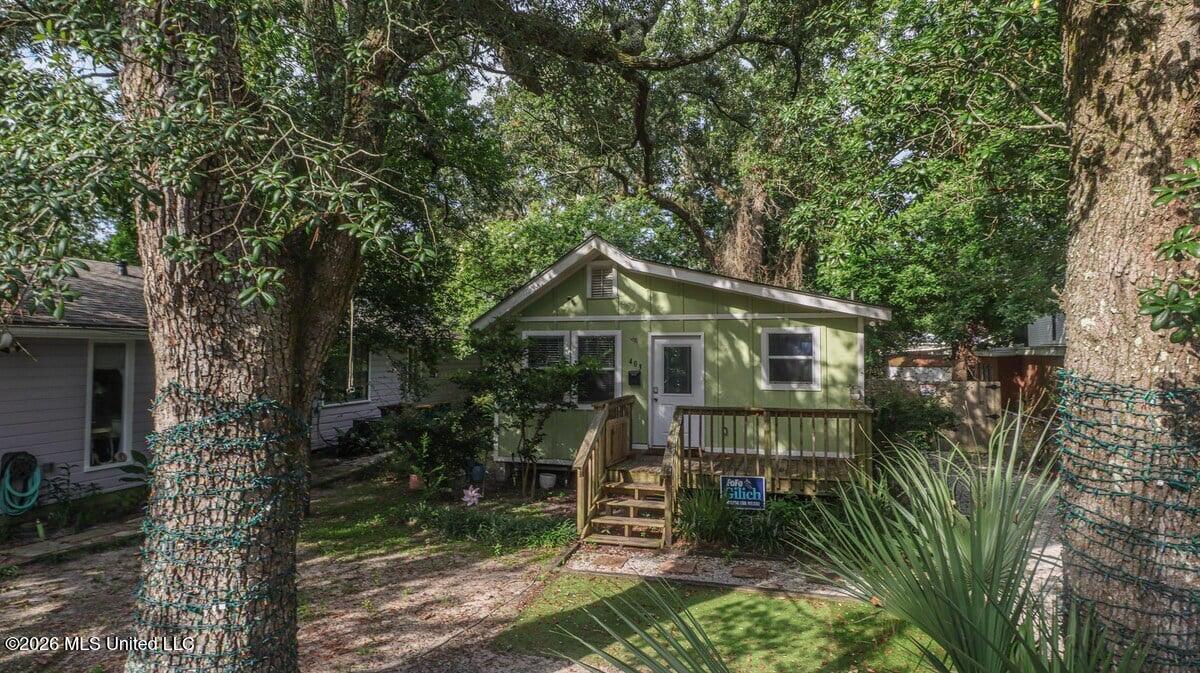 403 Beverly Drive Property Photo 1