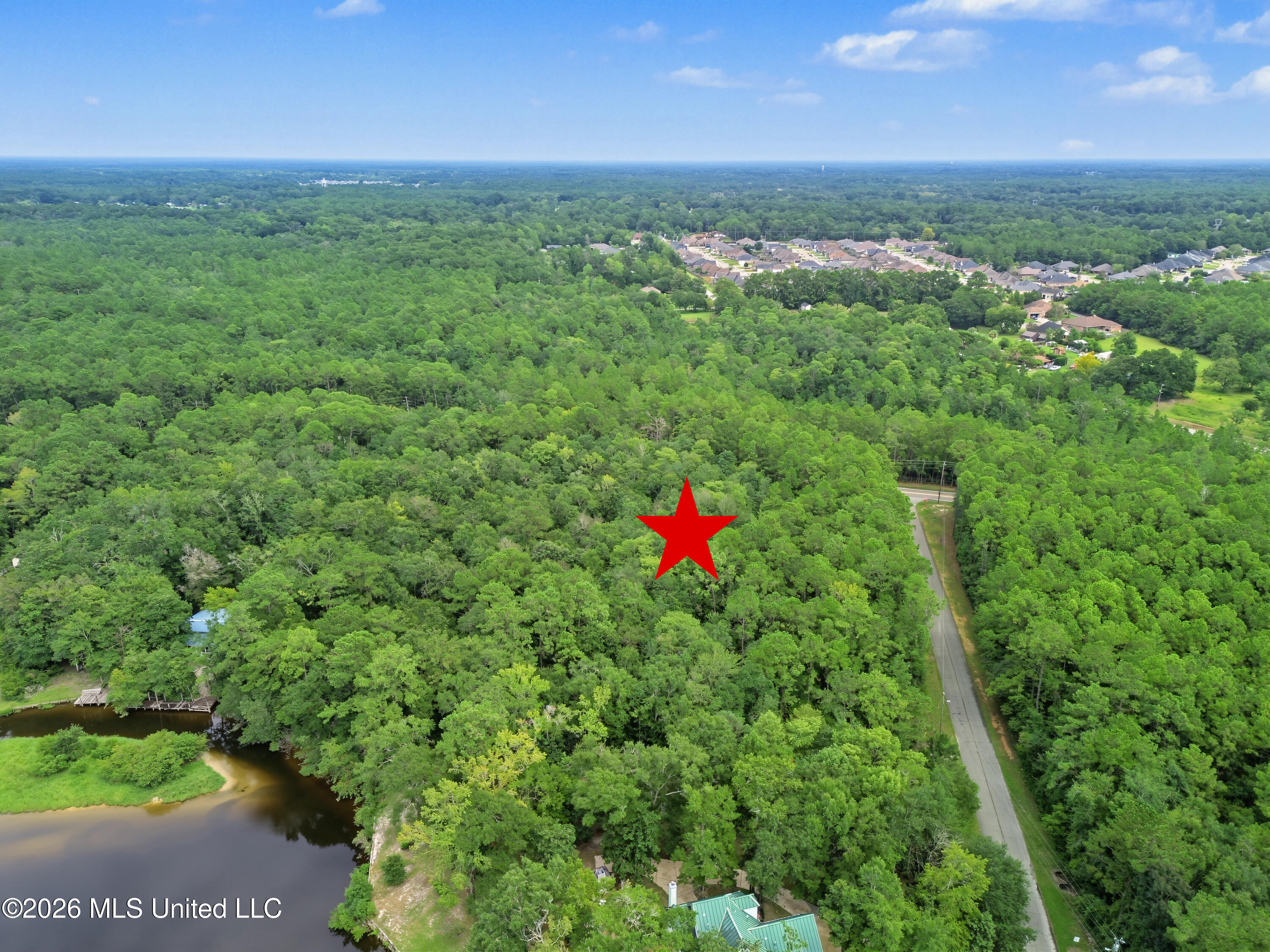 Lamey Bridge Property Photo 3