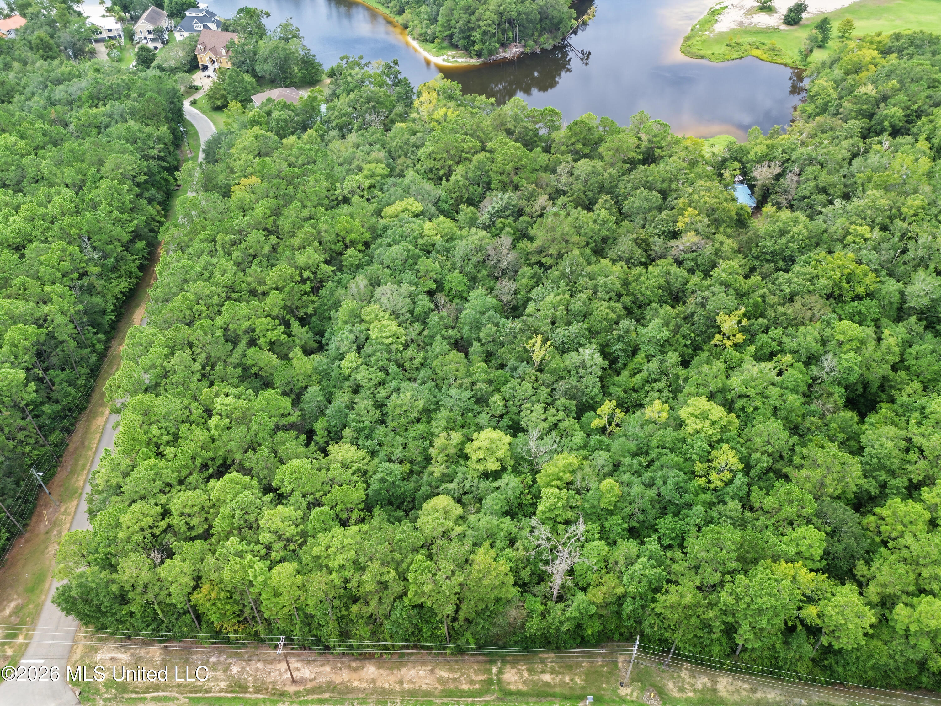 Lamey Bridge Property Photo 6