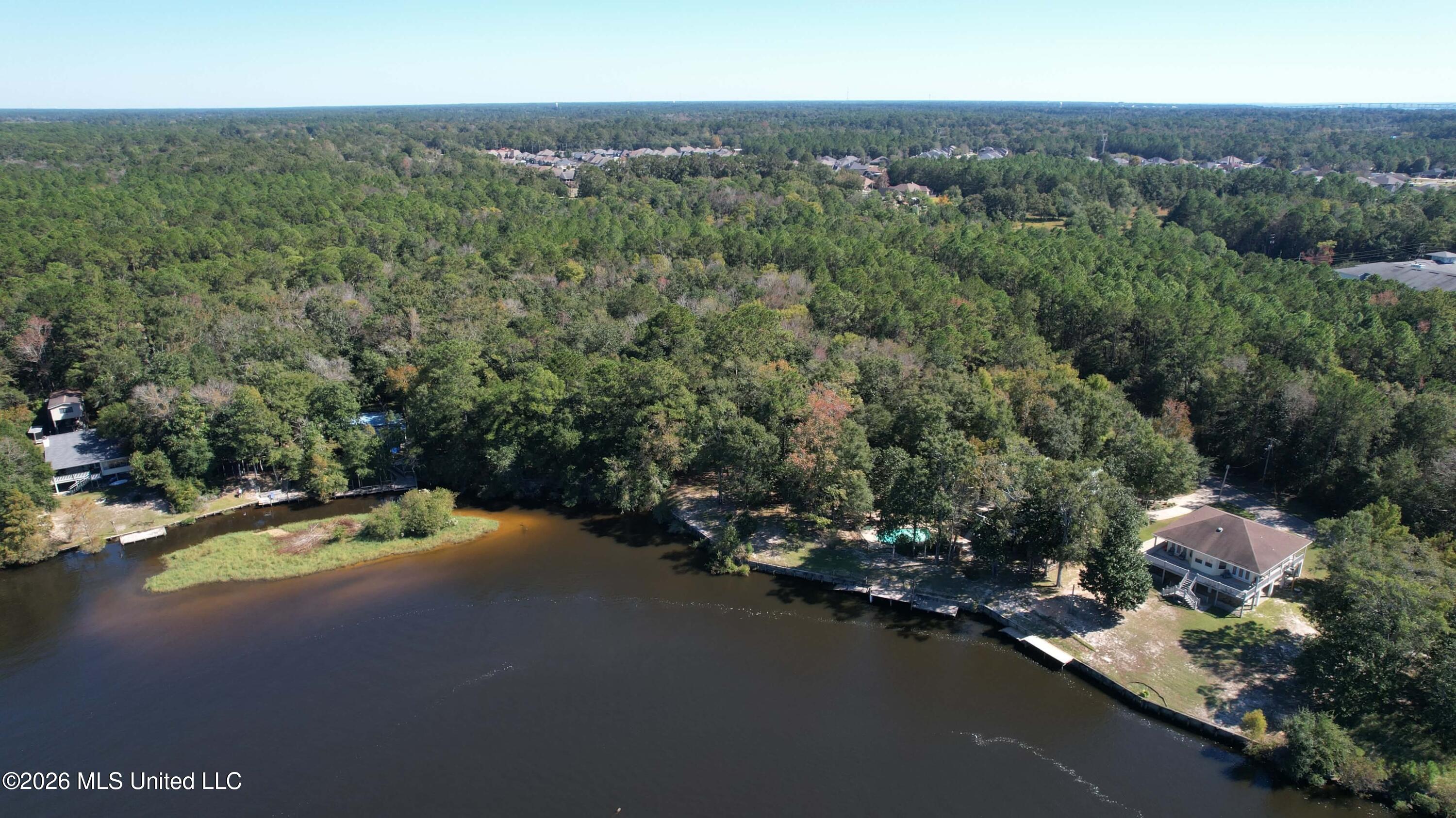Lamey Bridge Property Photo 17