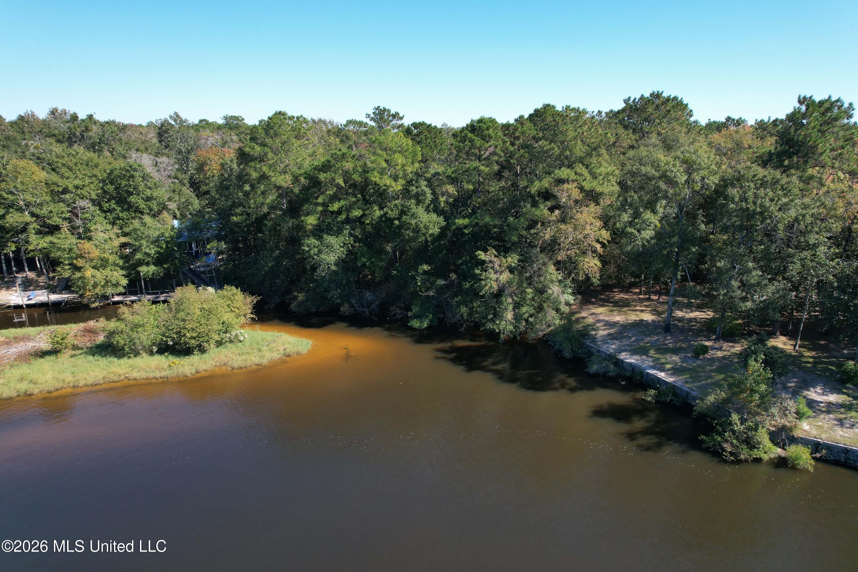 Lamey Bridge Property Photo 22