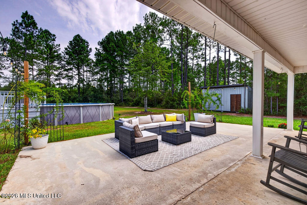 29330 Hidden Forrest Boulevard Property Photo 12