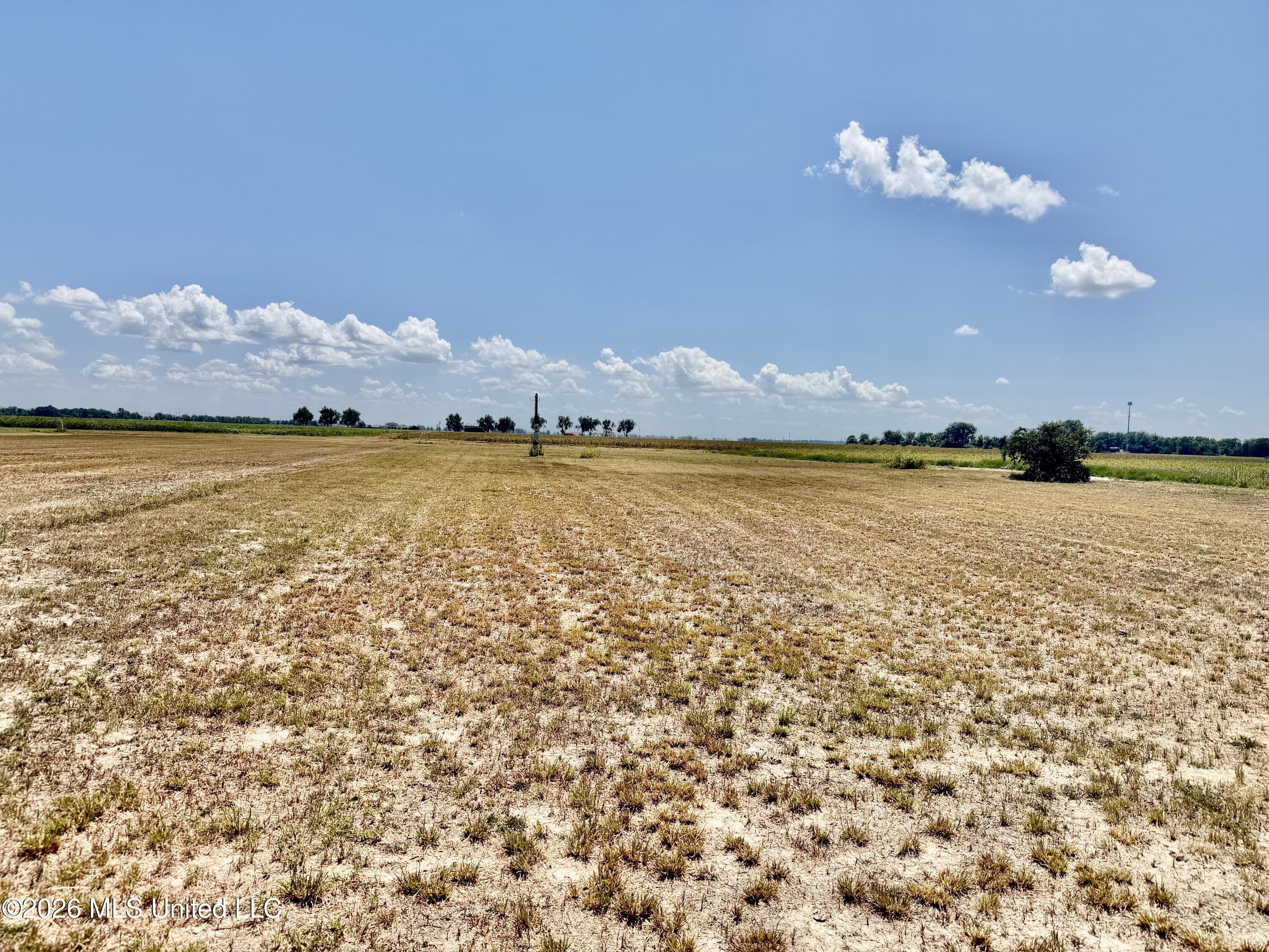 Highway 8 Property Photo 4